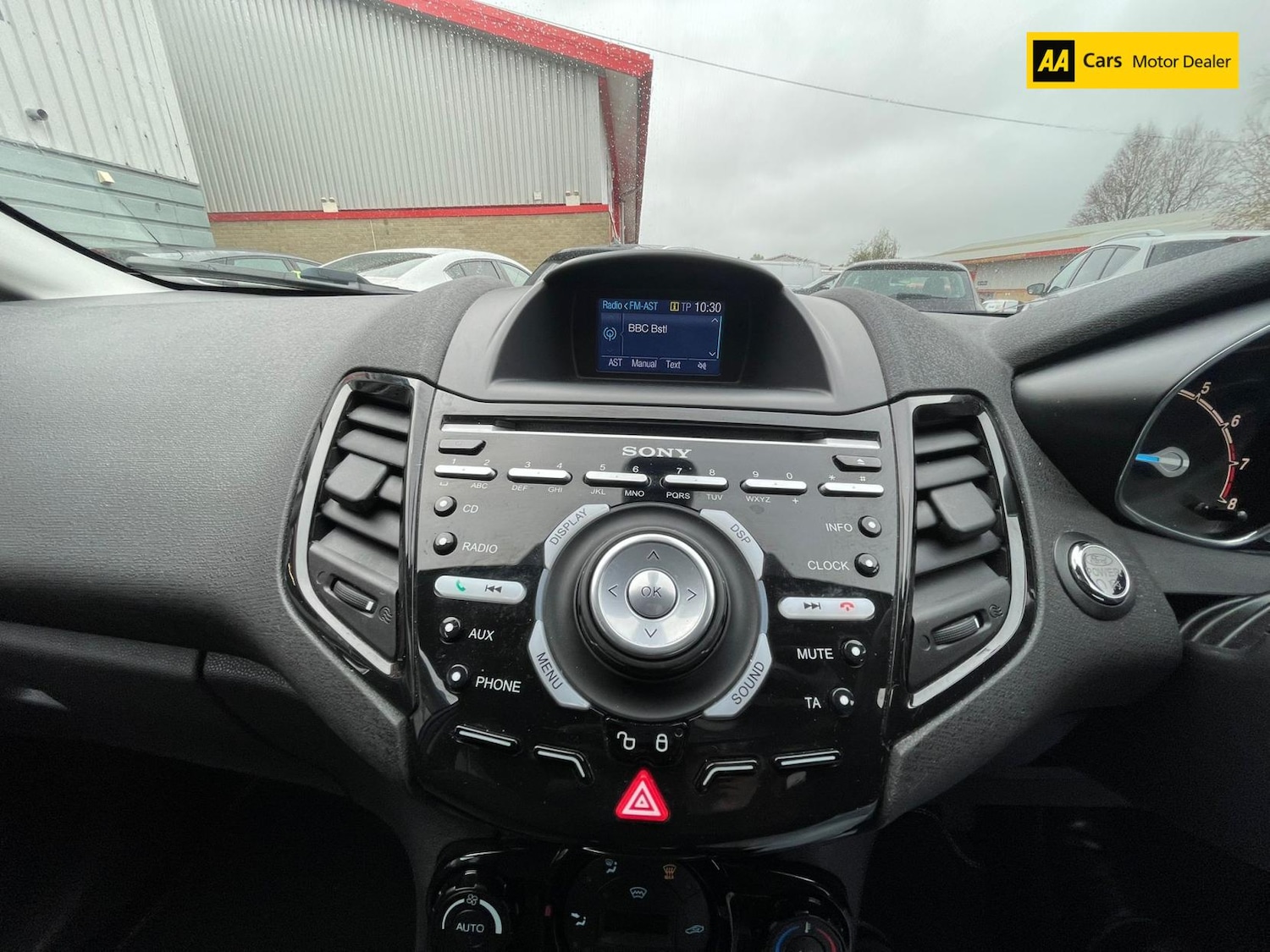 Used Ford Fiesta 2015 for sale - 76363511: Photo 17