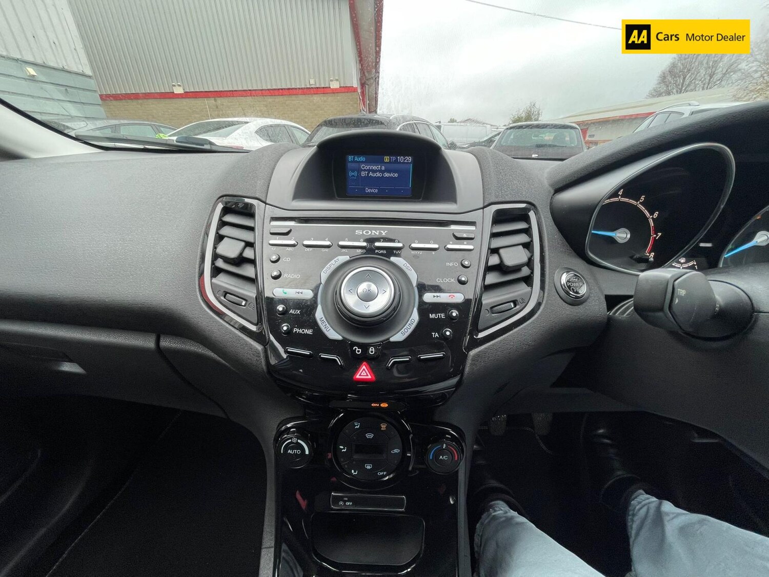 Used Ford Fiesta 2015 for sale - 76363511: Photo 18