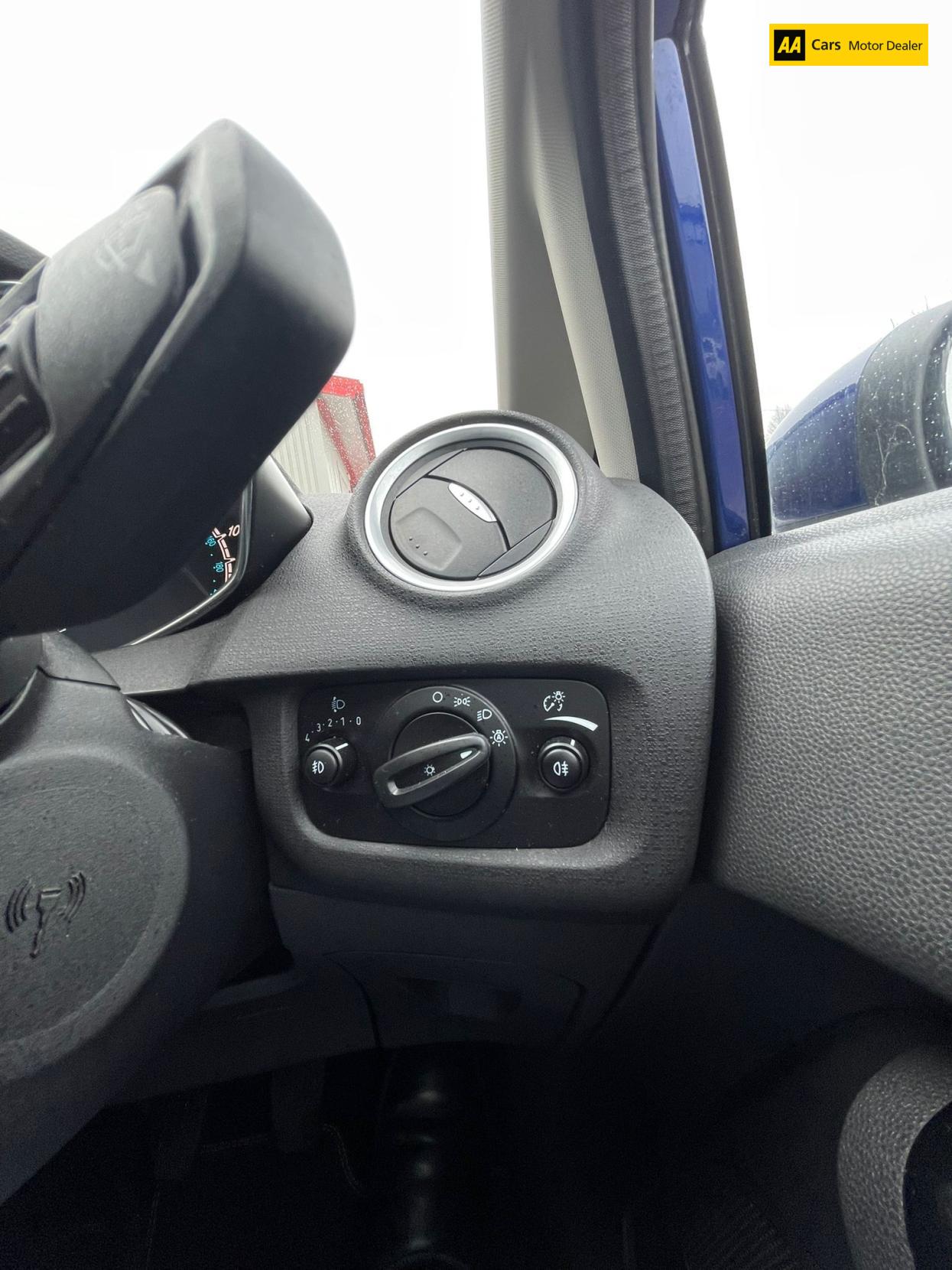 Used Ford Fiesta 2015 for sale - 76363511: Photo 21