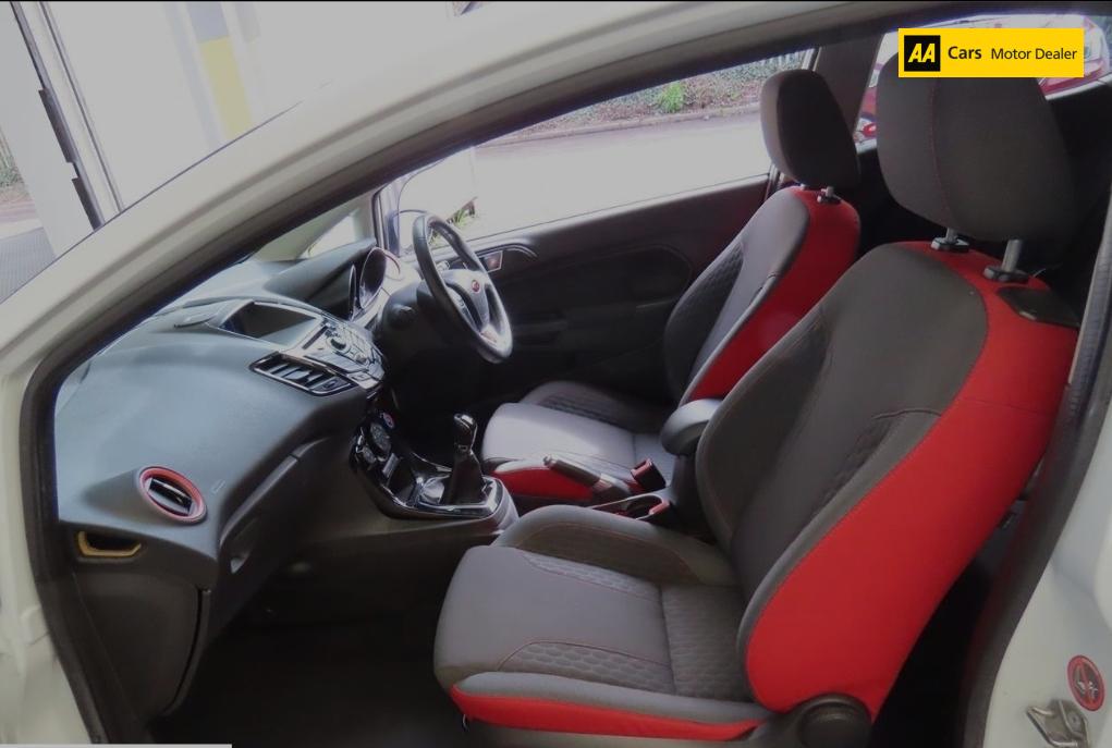 Used Ford Fiesta 2013 for sale - 78123402: Photo 2