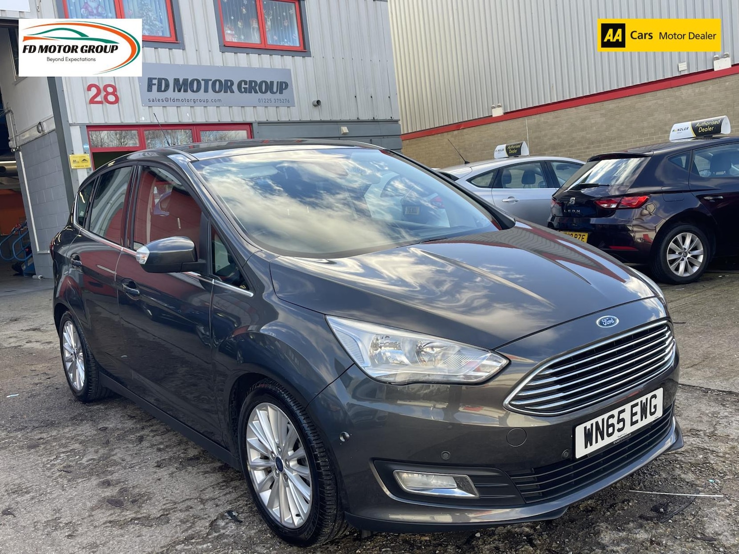 Used Ford C-Max 2015 for sale - 76709815: Photo 1