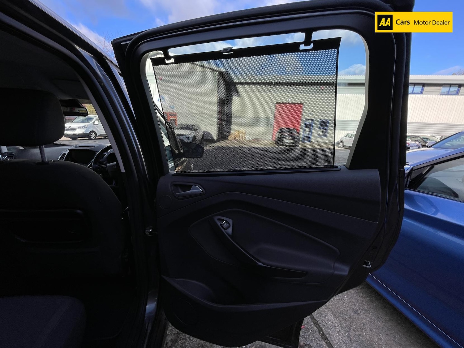 Used Ford C-Max 2015 for sale - 76709815: Photo 24