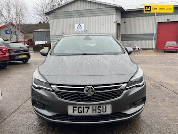 Used Vauxhall Astra 2017 for sale - 77289544: Photo