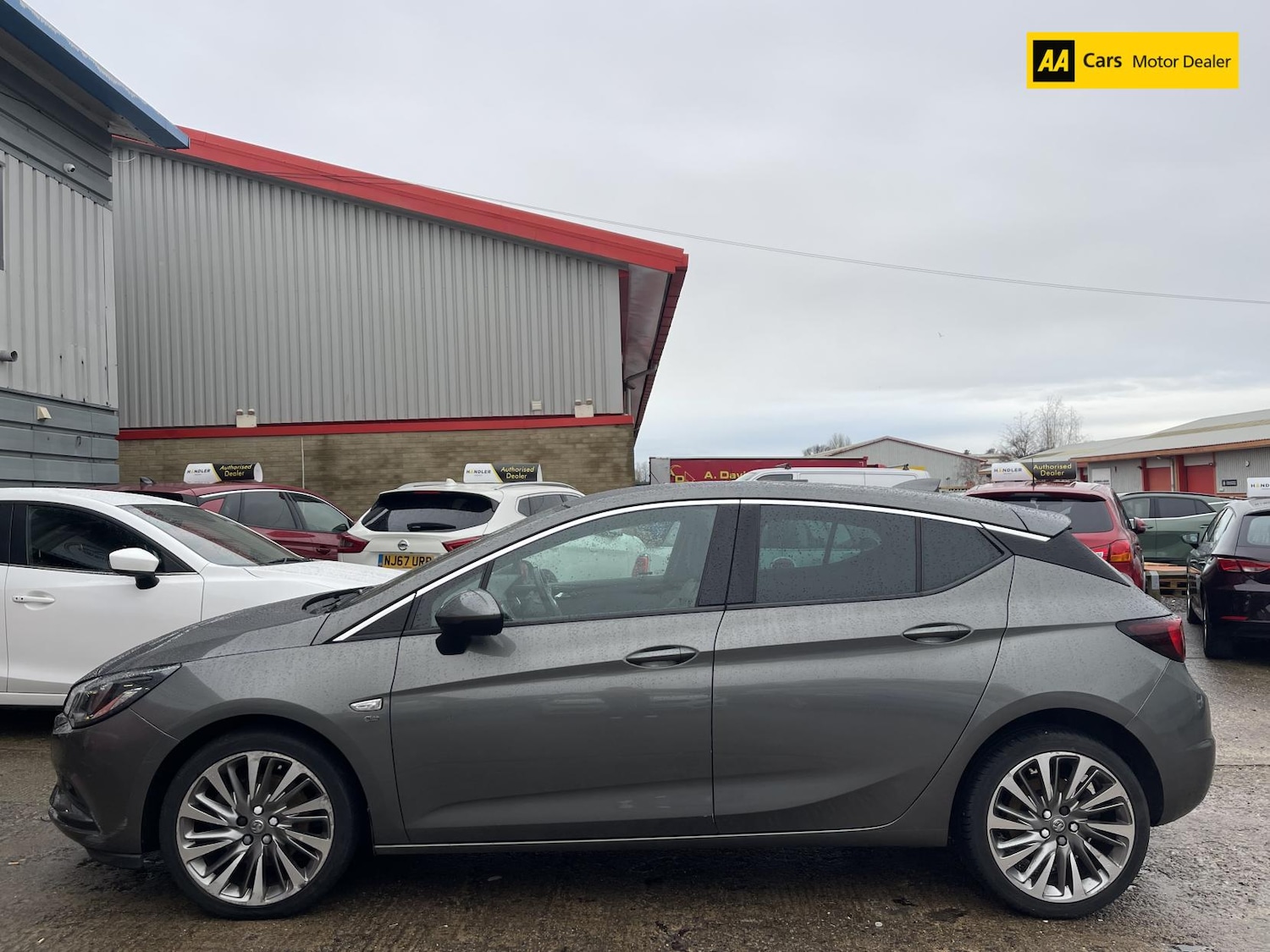 Used Vauxhall Astra 2017 for sale - 77289544: Photo 4