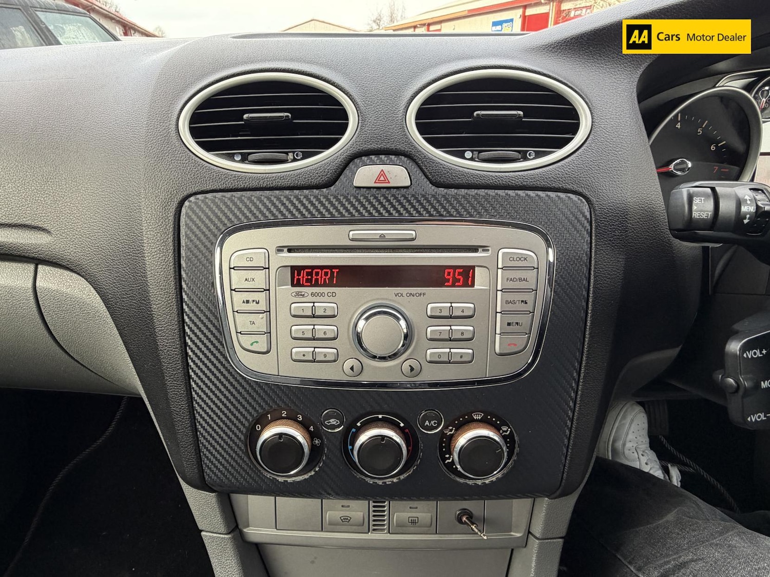 Used Ford Focus 2009 for sale - 77399353: Photo 18