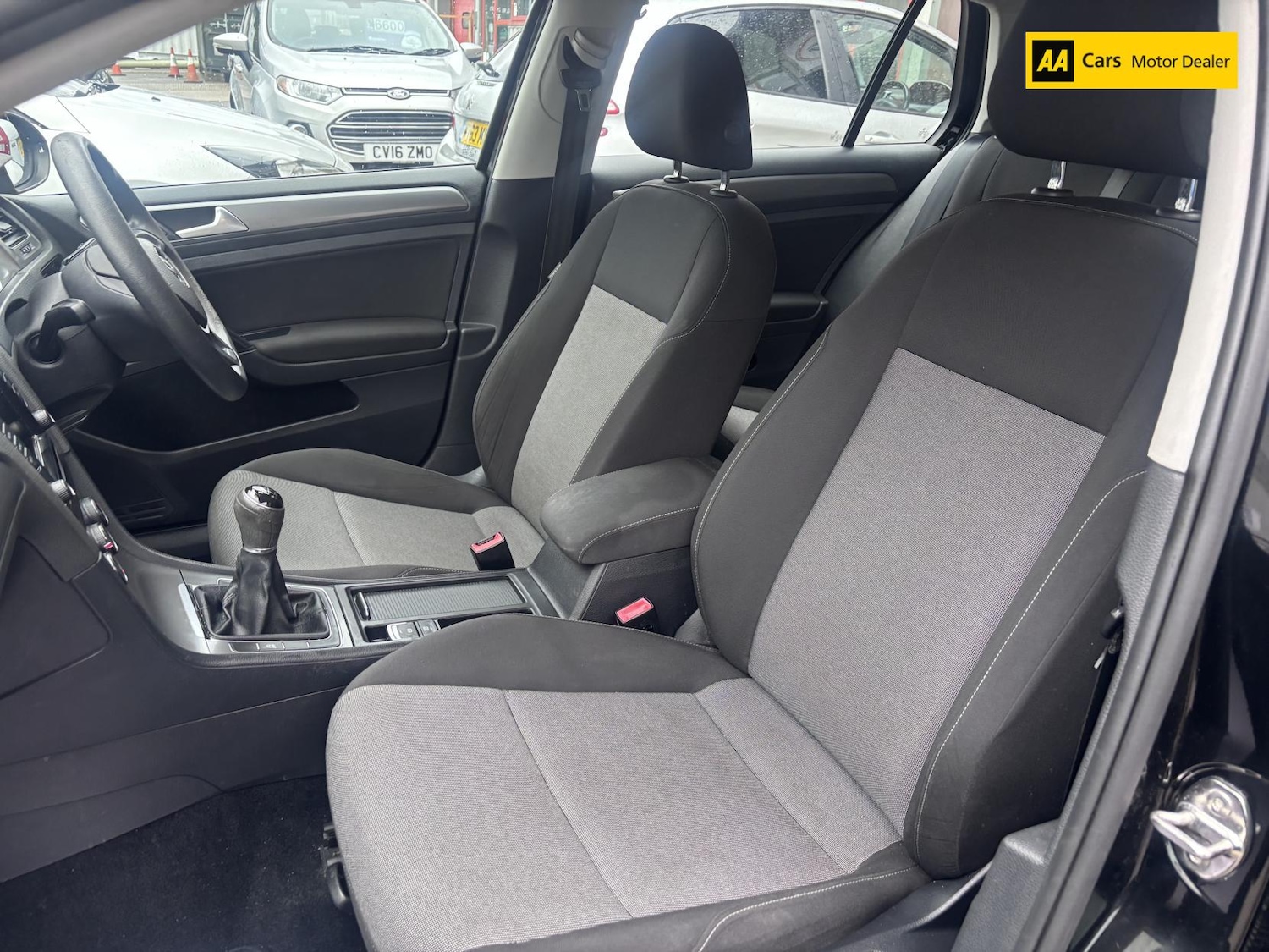 Used Volkswagen Golf 2014 for sale - 76669925: Photo 12