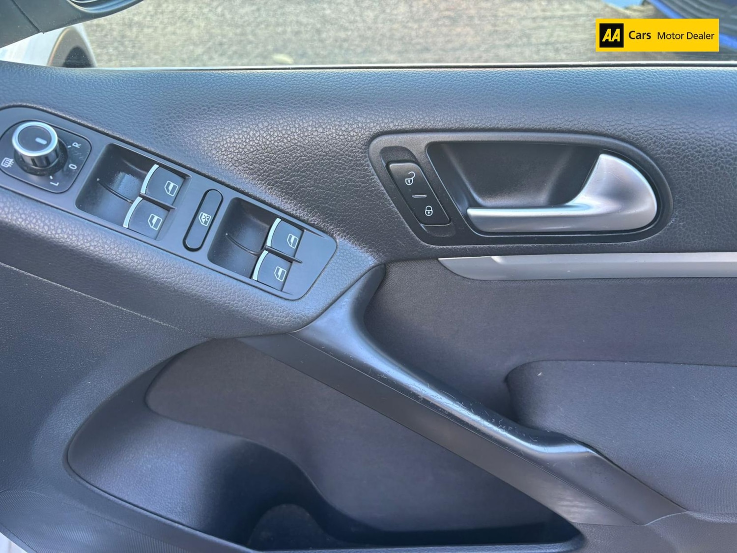 Used Volkswagen Tiguan 2012 for sale - 76415629: Photo 11