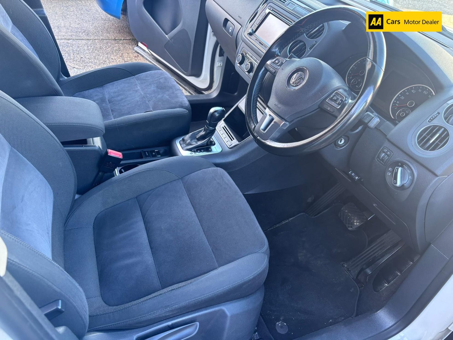 Used Volkswagen Tiguan 2012 for sale - 76415629: Photo 9