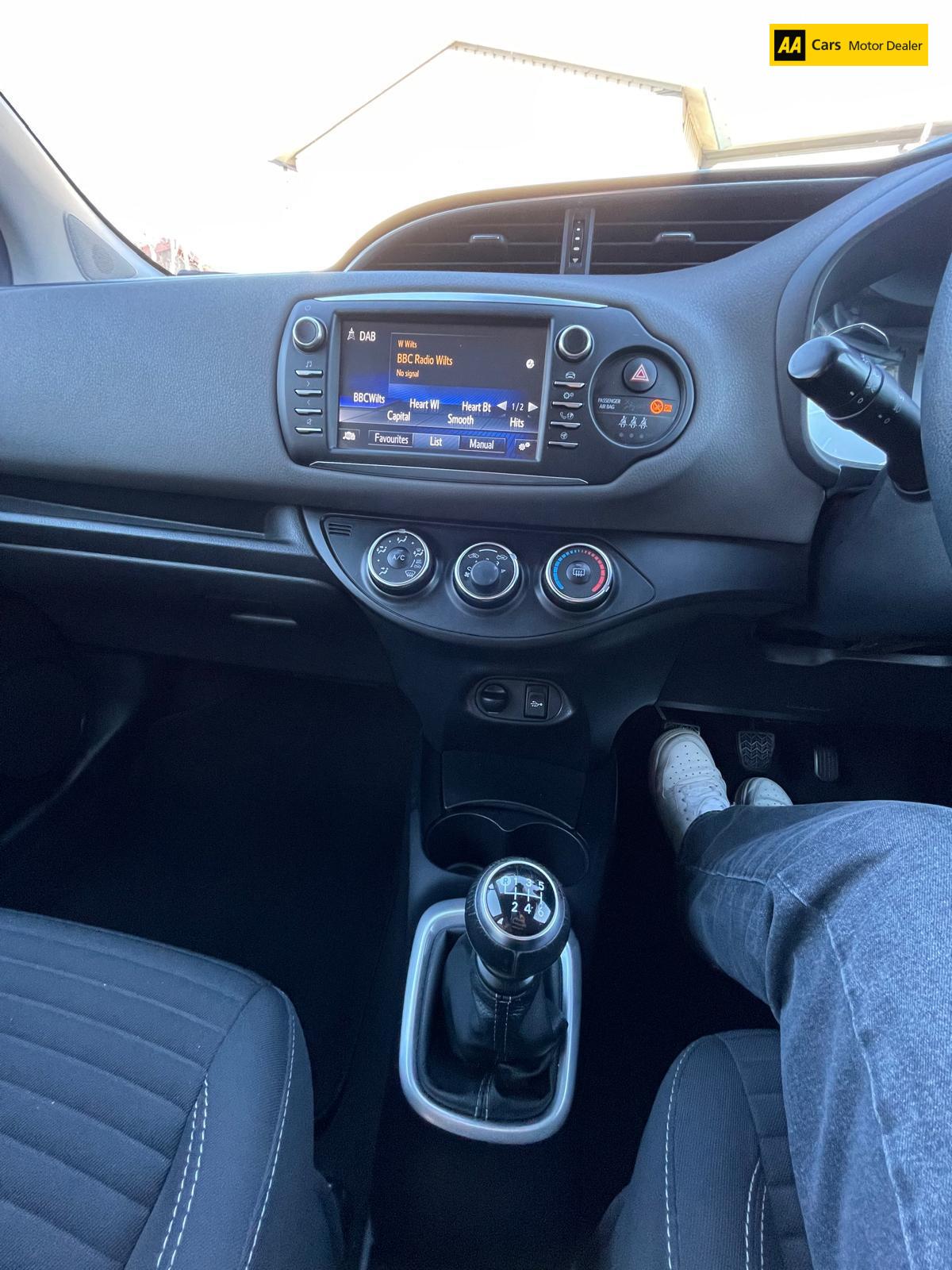 Used Toyota Yaris 2017 for sale - 77055750: Photo 16