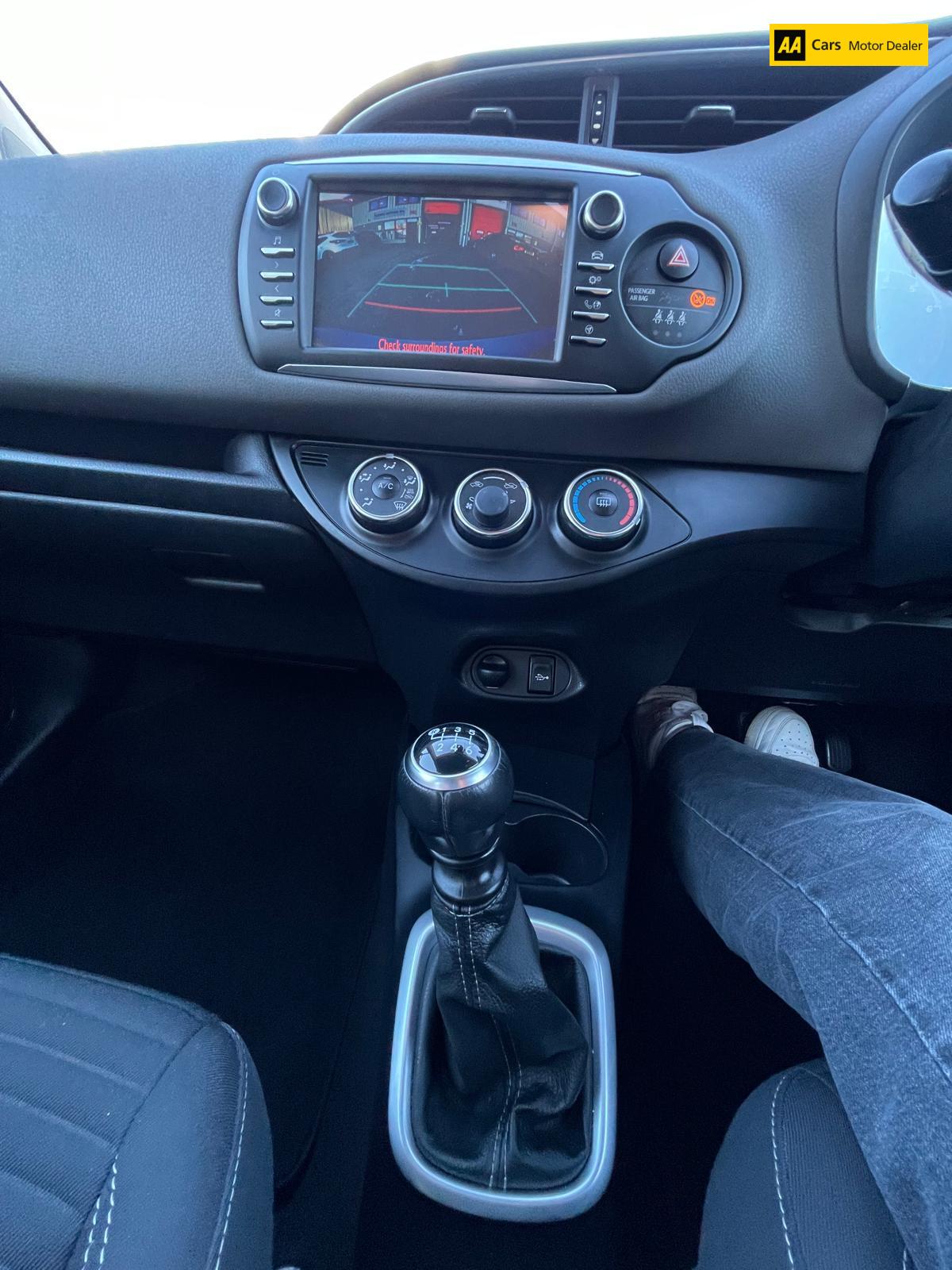 Used Toyota Yaris 2017 for sale - 77055750: Photo 17