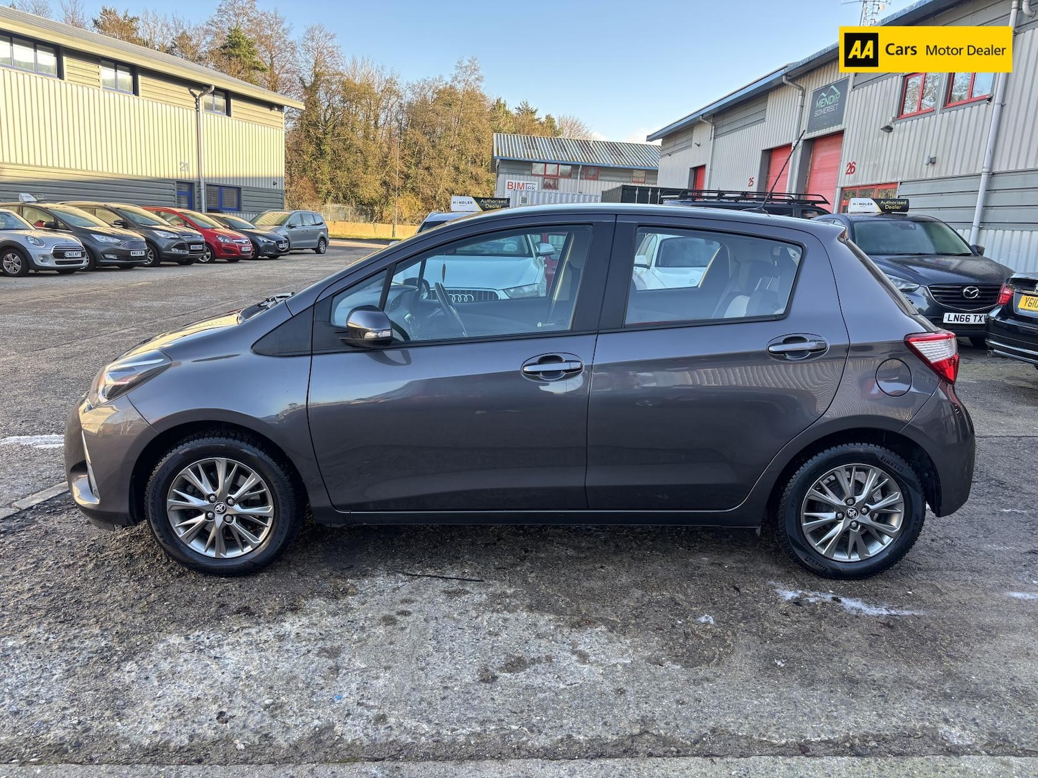 Used Toyota Yaris 2017 for sale - 77055750: Photo 4