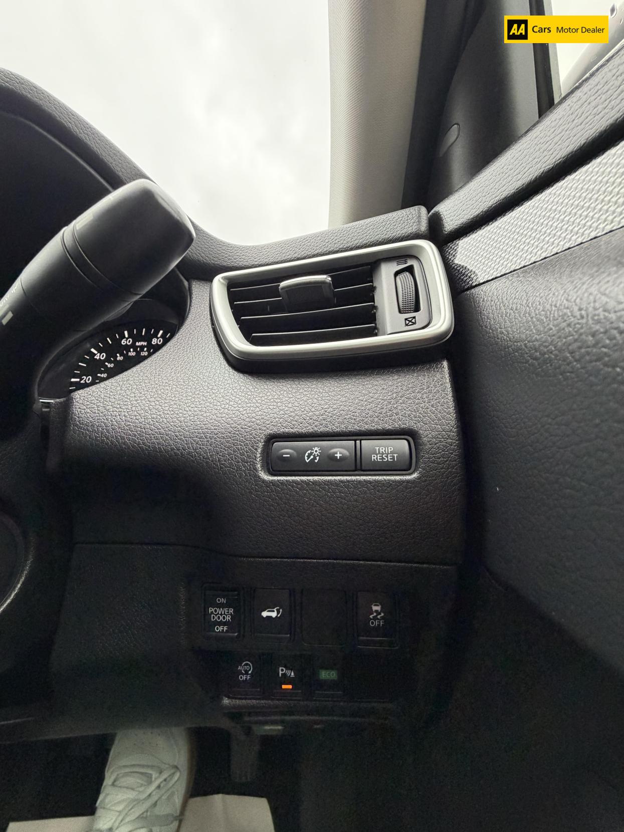 Used Nissan X-Trail 2017 for sale - 77691080: Photo 17