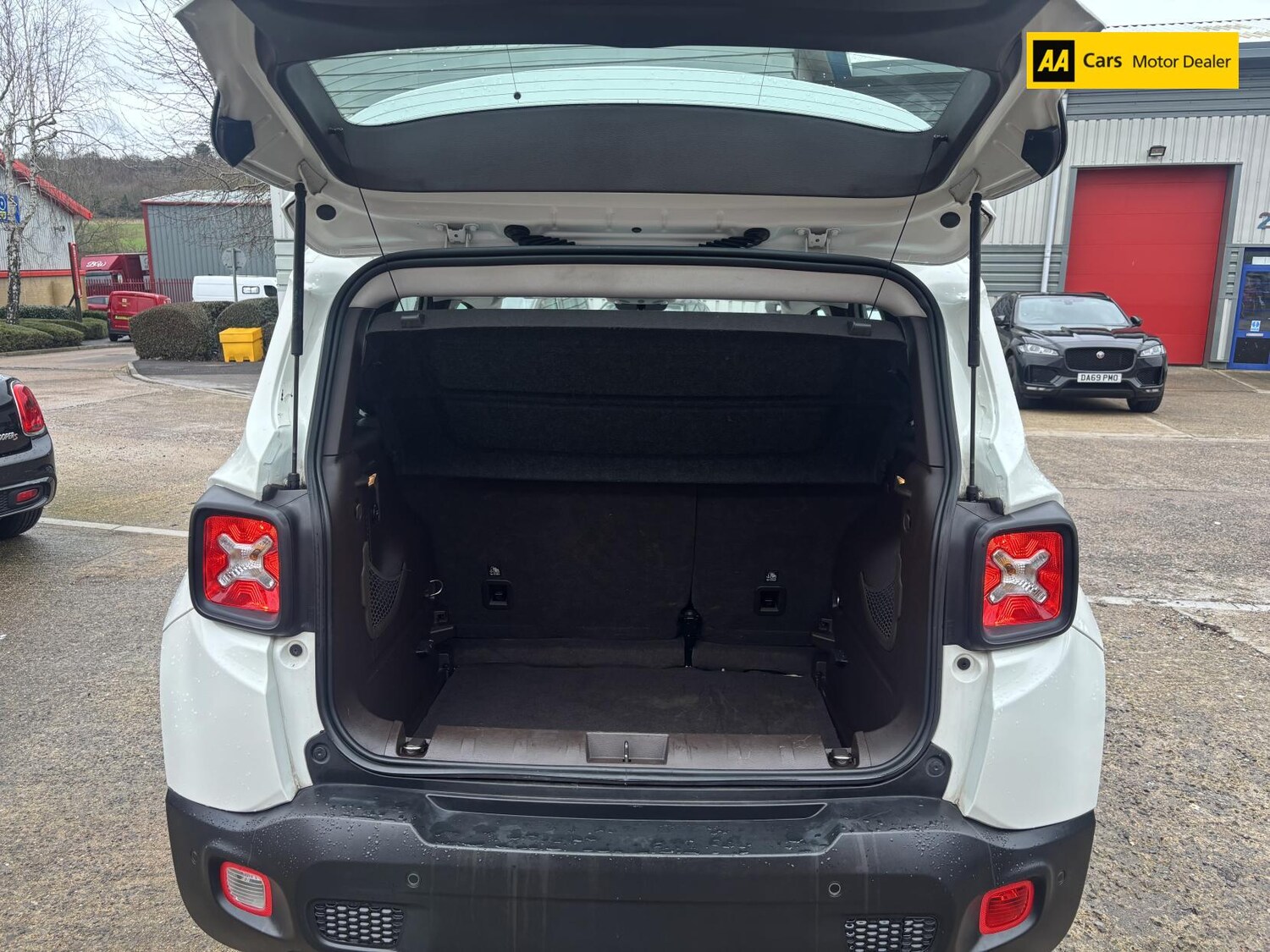 Used Jeep Renegade 2016 for sale - 77406507: Photo 11