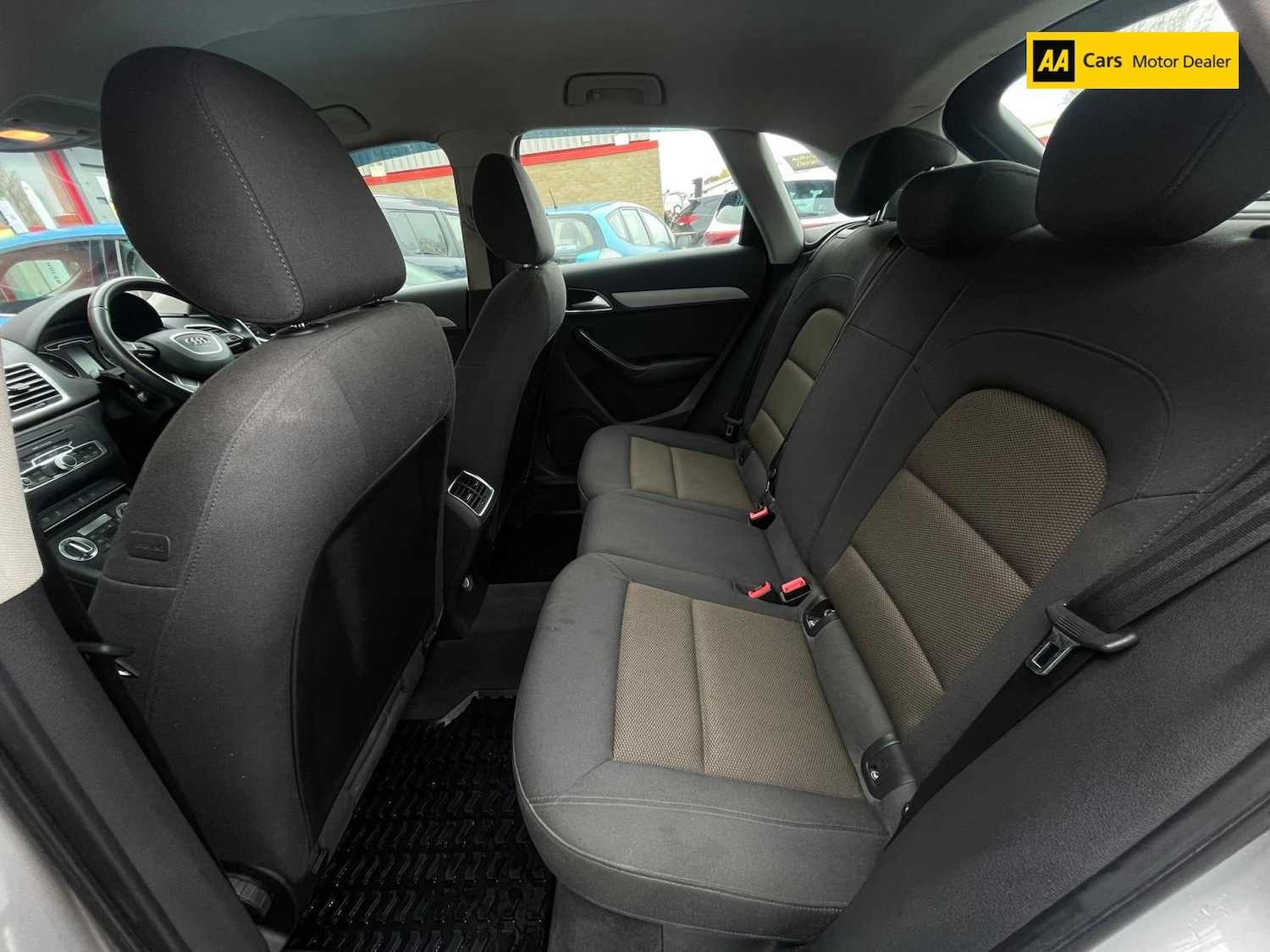 Used Audi Q3 2014 for sale - 76452695: Photo 11