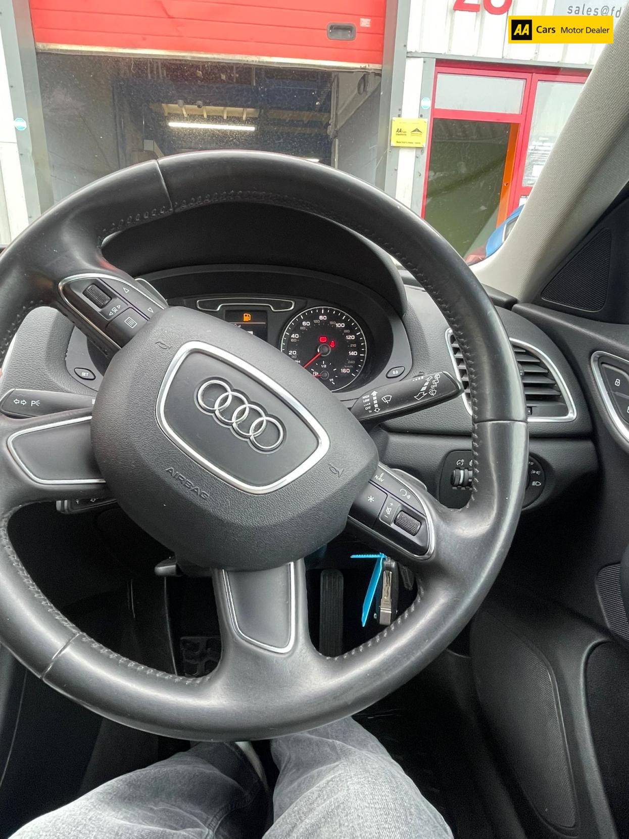 Used Audi Q3 2014 for sale - 76452695: Photo 19