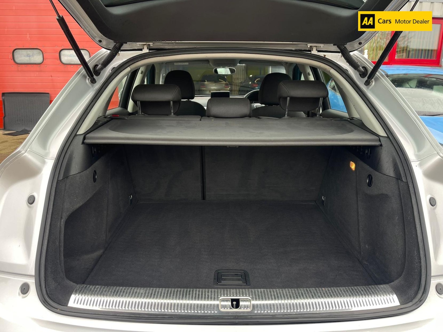 Used Audi Q3 2014 for sale - 76452695: Photo 21