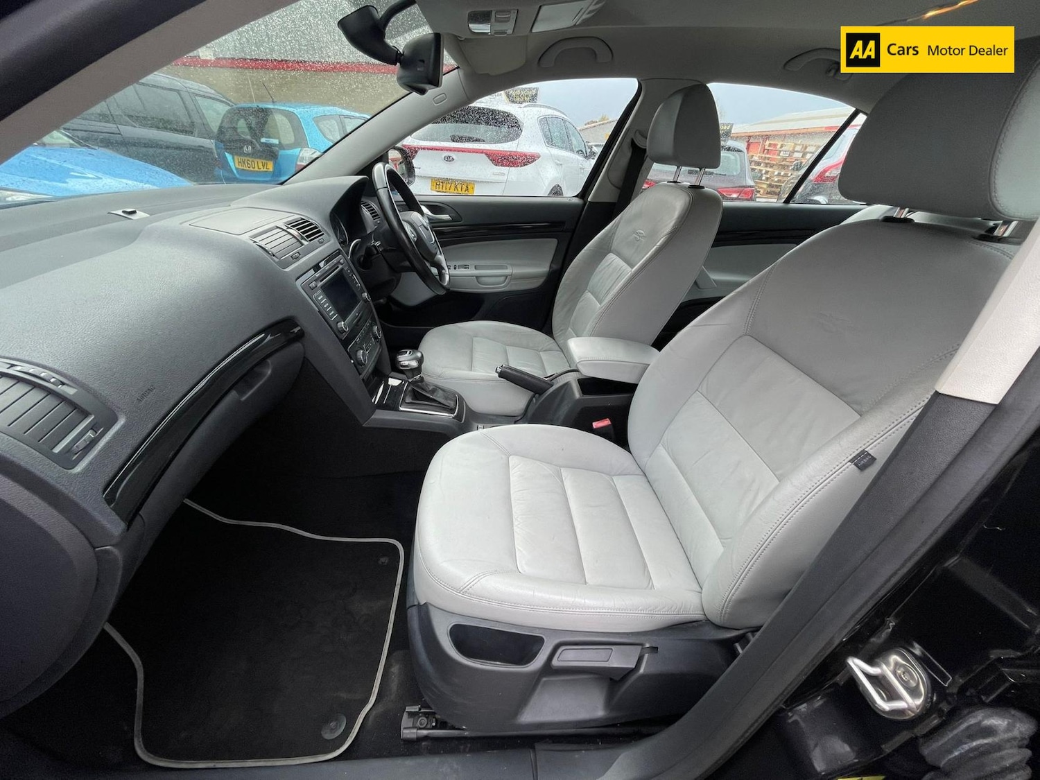 Used Skoda Octavia 2010 for sale - 76486916: Photo 10