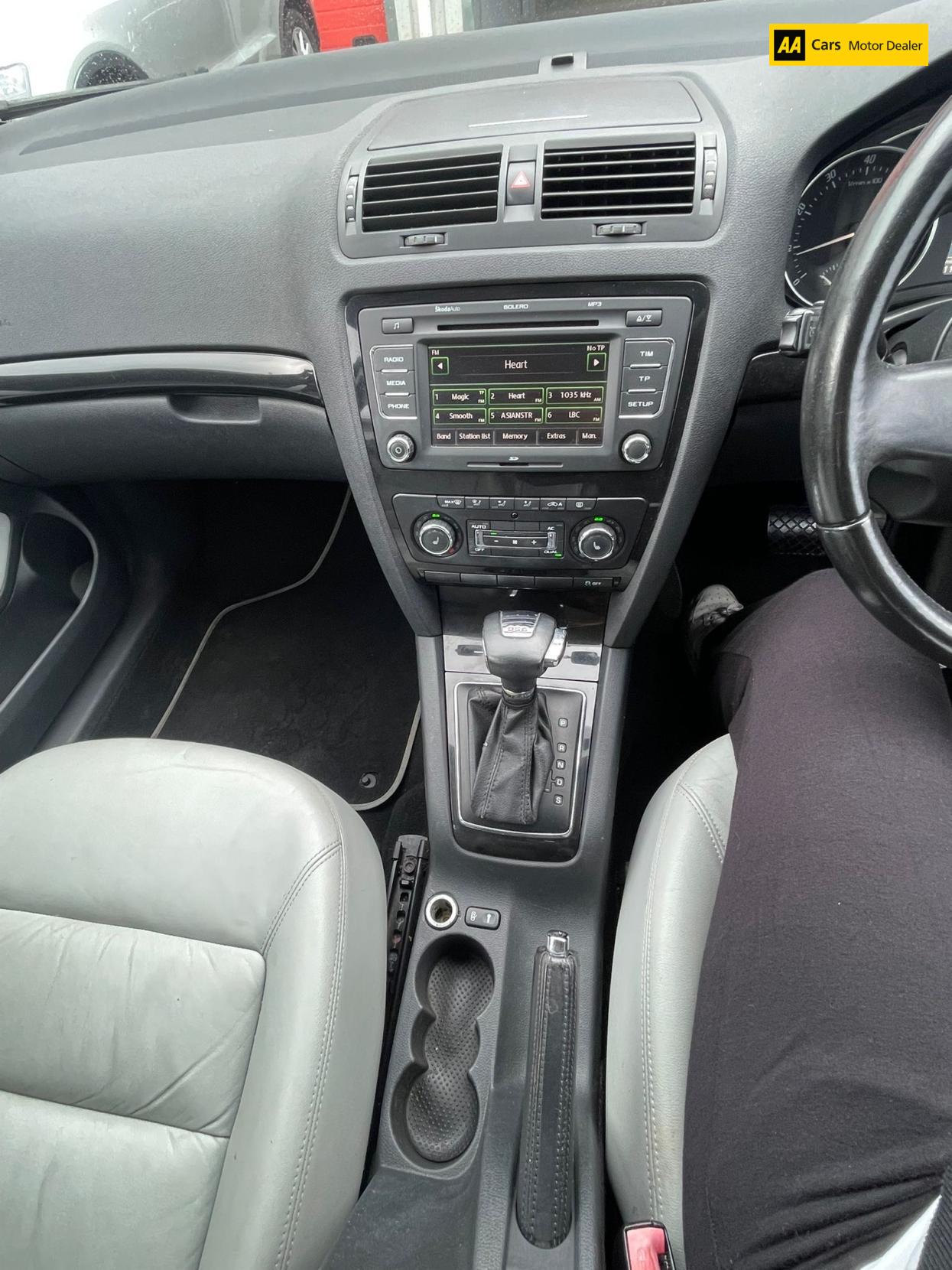 Used Skoda Octavia 2010 for sale - 76486916: Photo 14