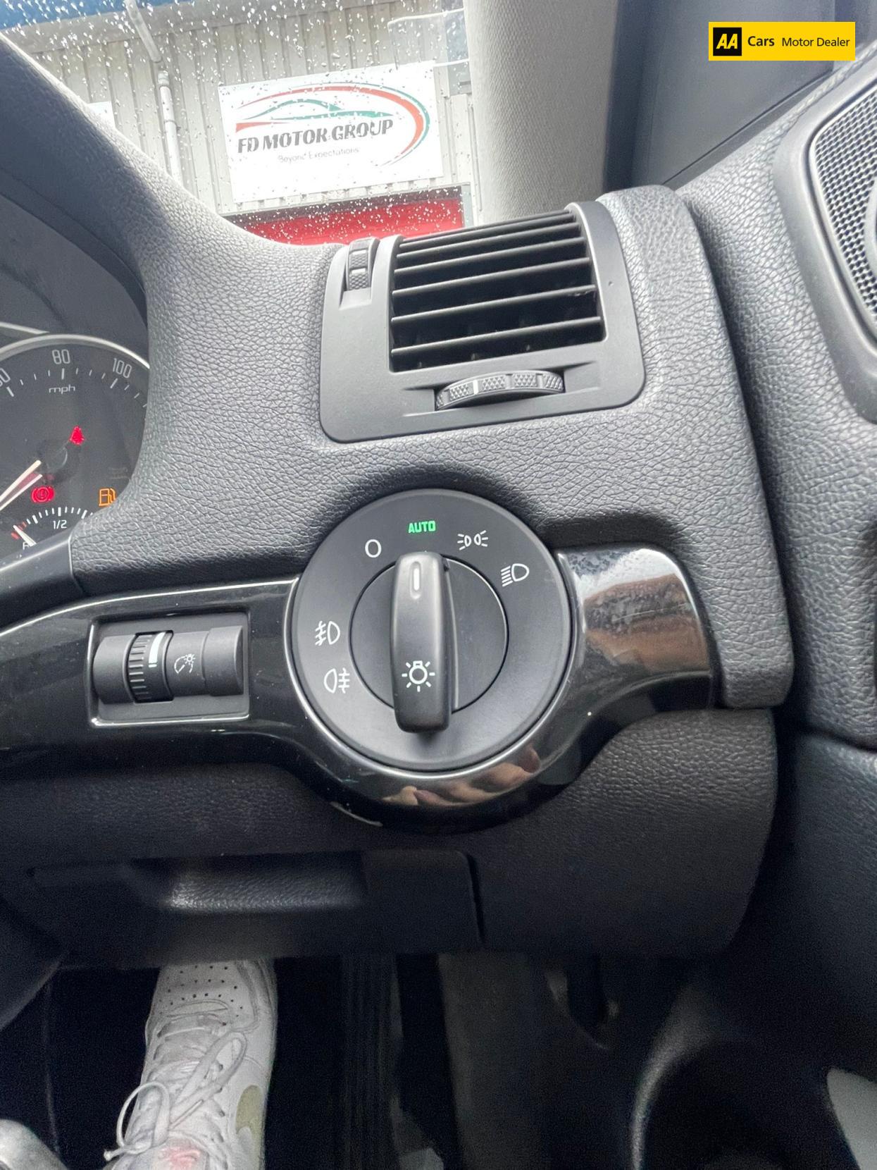 Used Skoda Octavia 2010 for sale - 76486916: Photo 16