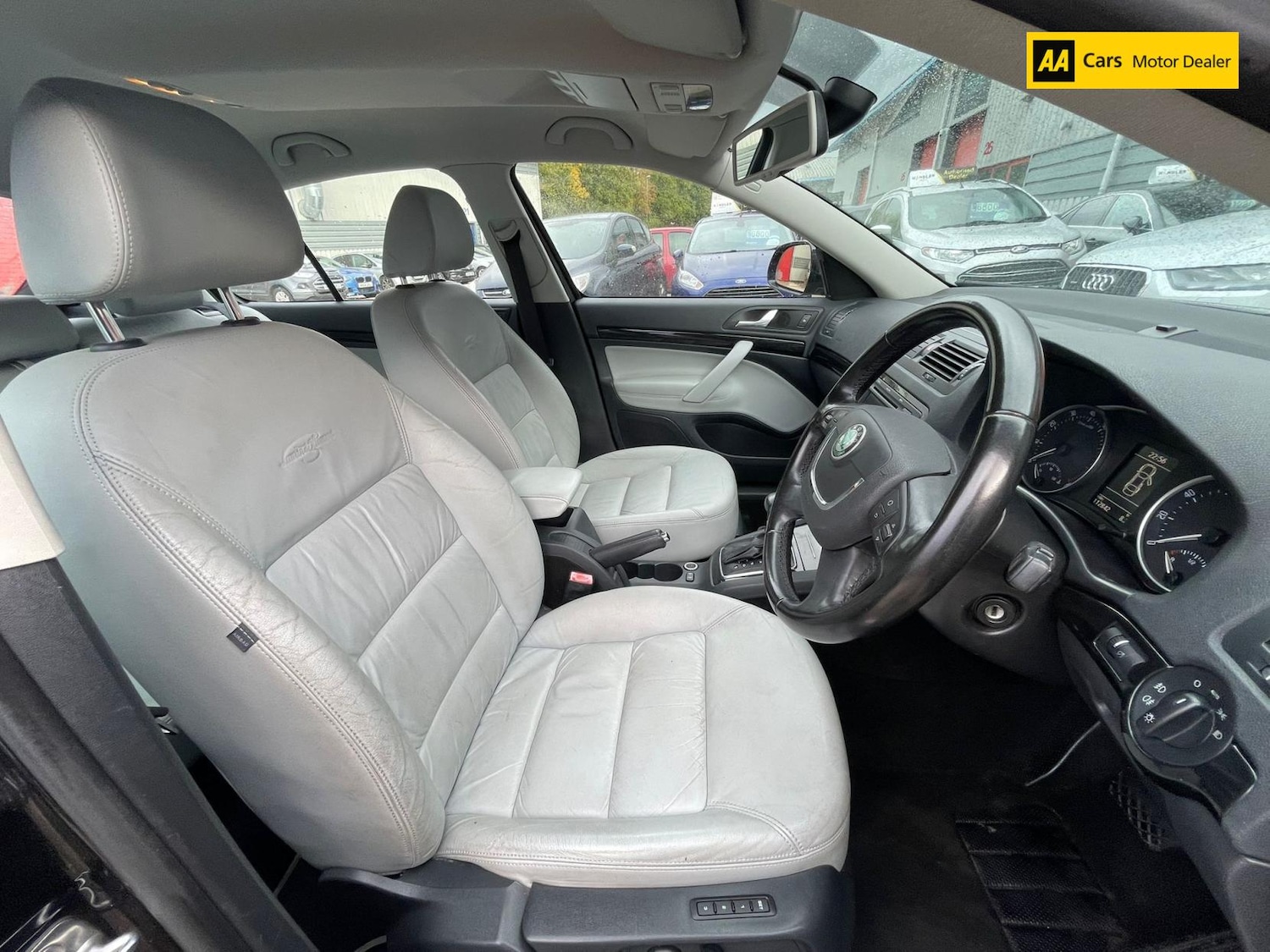 Used Skoda Octavia 2010 for sale - 76486916: Photo 9