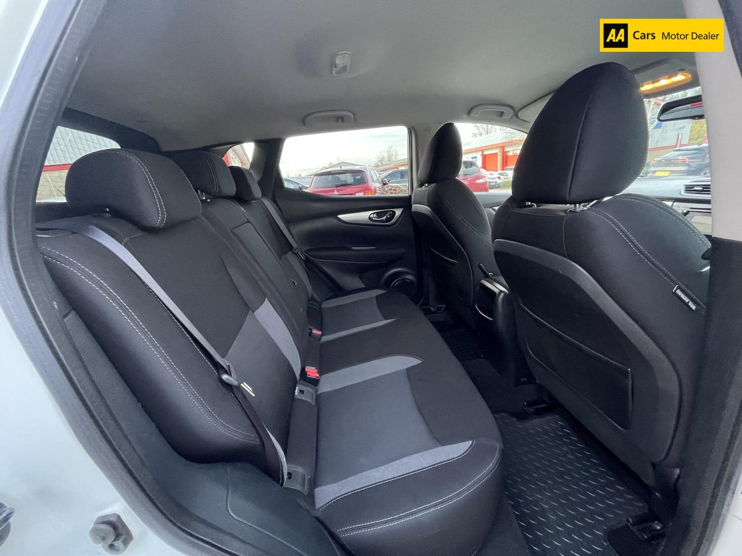 Used Nissan Qashqai 2017 for sale - 76709832: Photo 12