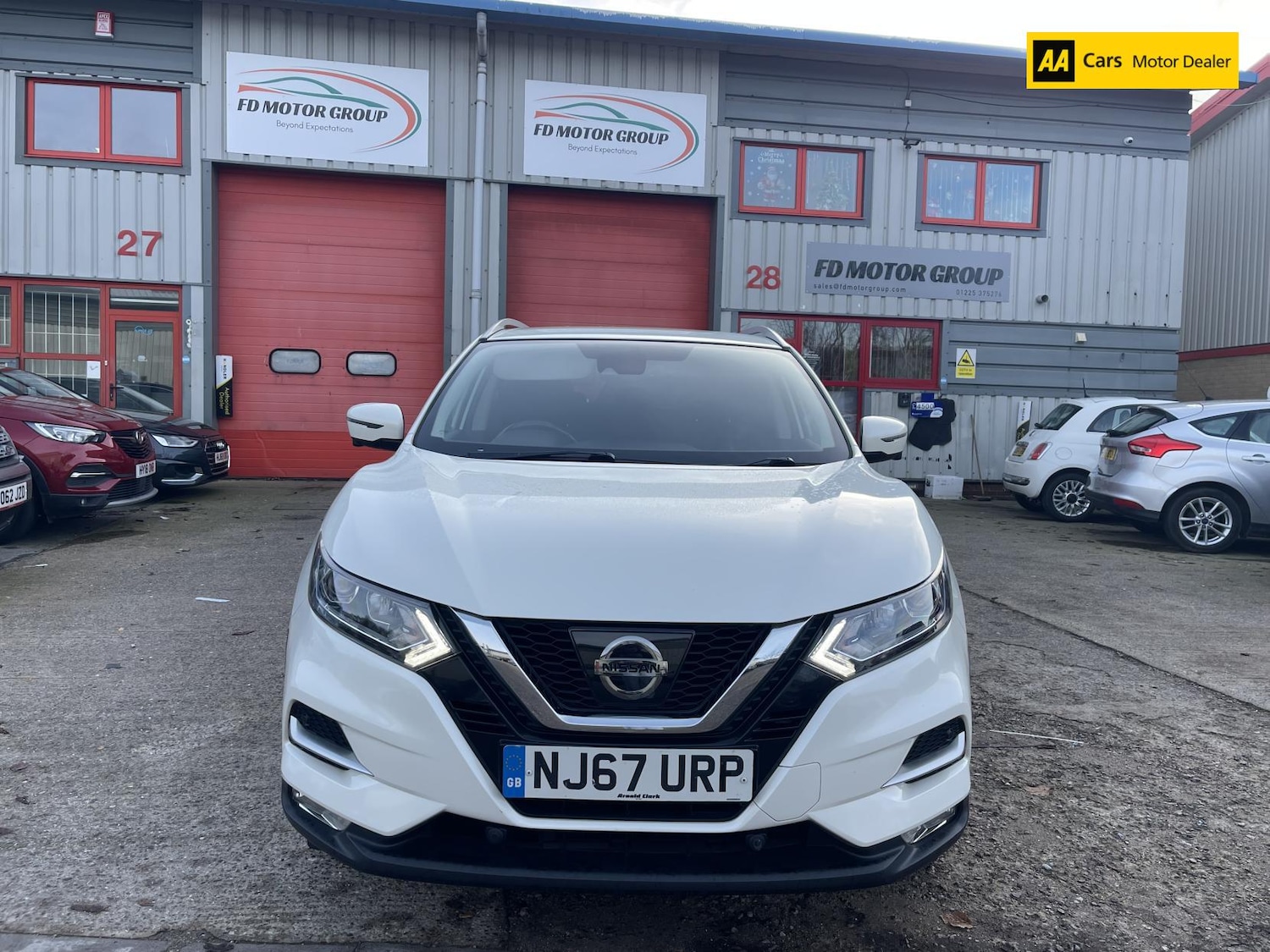 Used Nissan Qashqai 2017 for sale - 76709832: Photo 2
