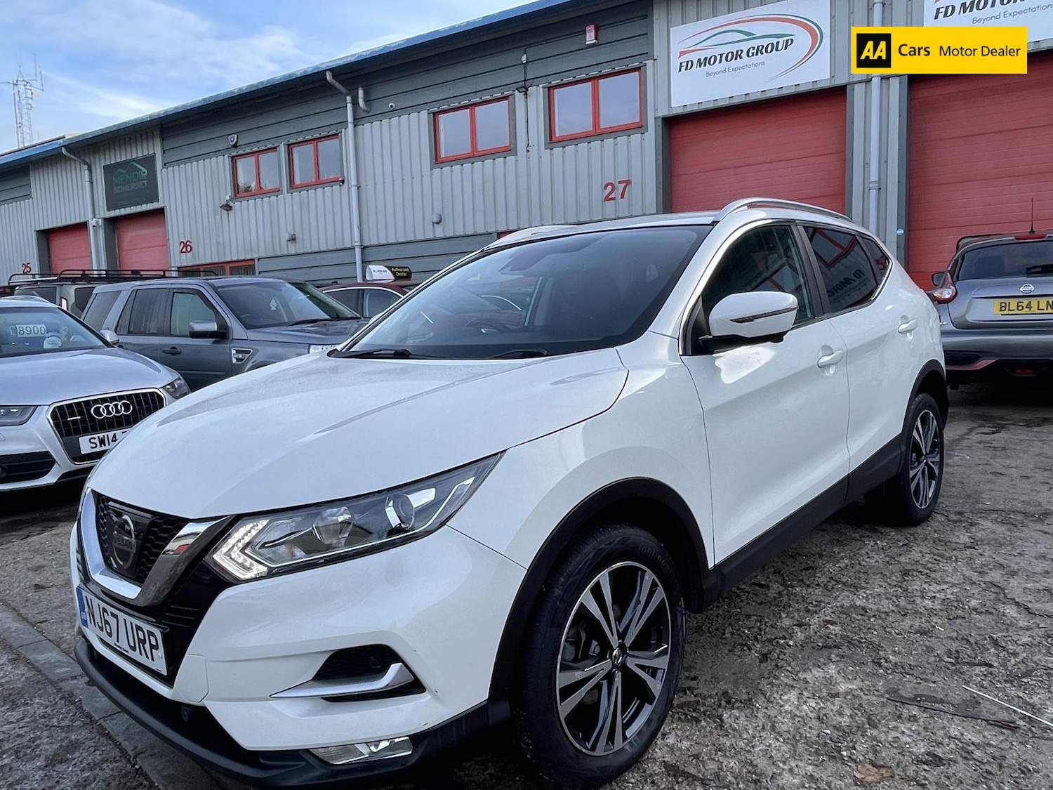 Used Nissan Qashqai 2017 for sale - 76709832: Photo 3