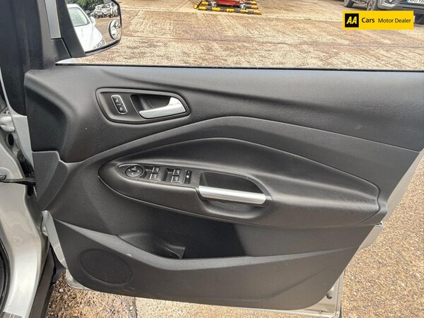 Used Ford Kuga 2016 for sale - 75274832: Photo 17