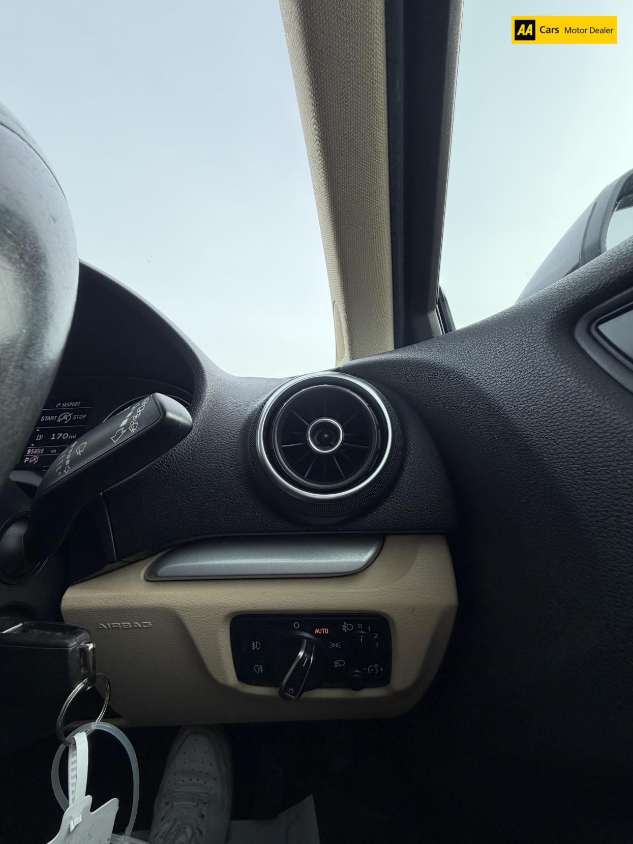 Used Audi A3 2014 for sale - 77619398: Photo 15