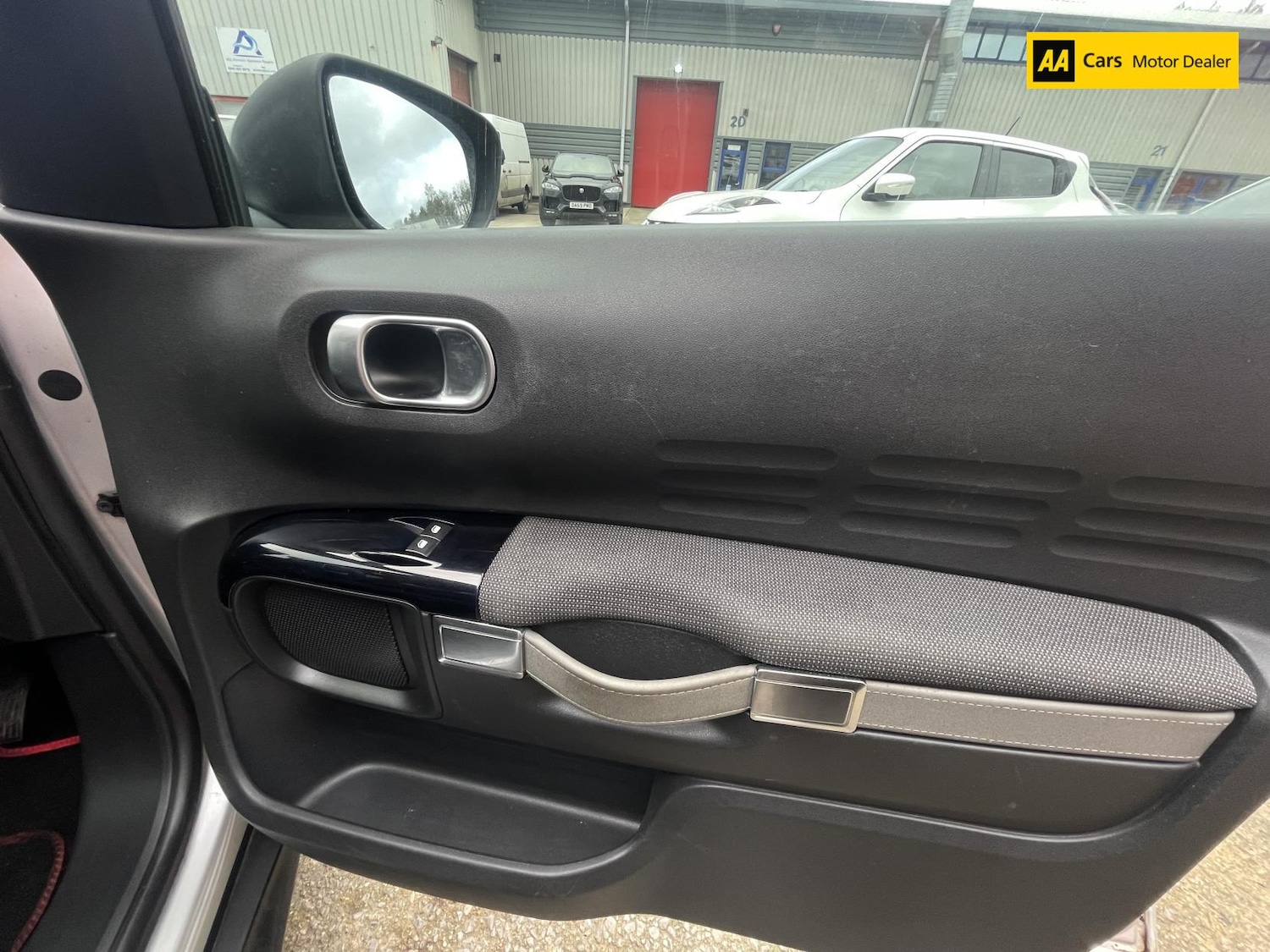 Used Citroen C4 Cactus 2015 for sale - 77312470: Photo 12