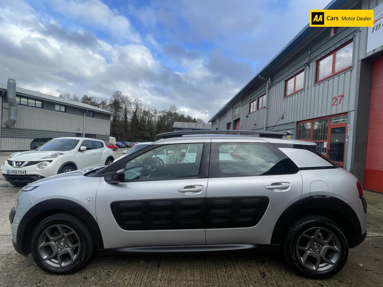 Used Citroen C4 Cactus 2015 for sale - 77312470: Photo 4