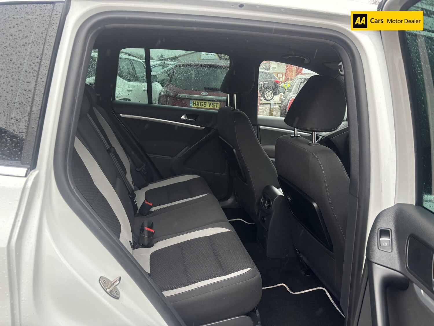 Used Volkswagen Tiguan 2015 for sale - 77420616: Photo 11