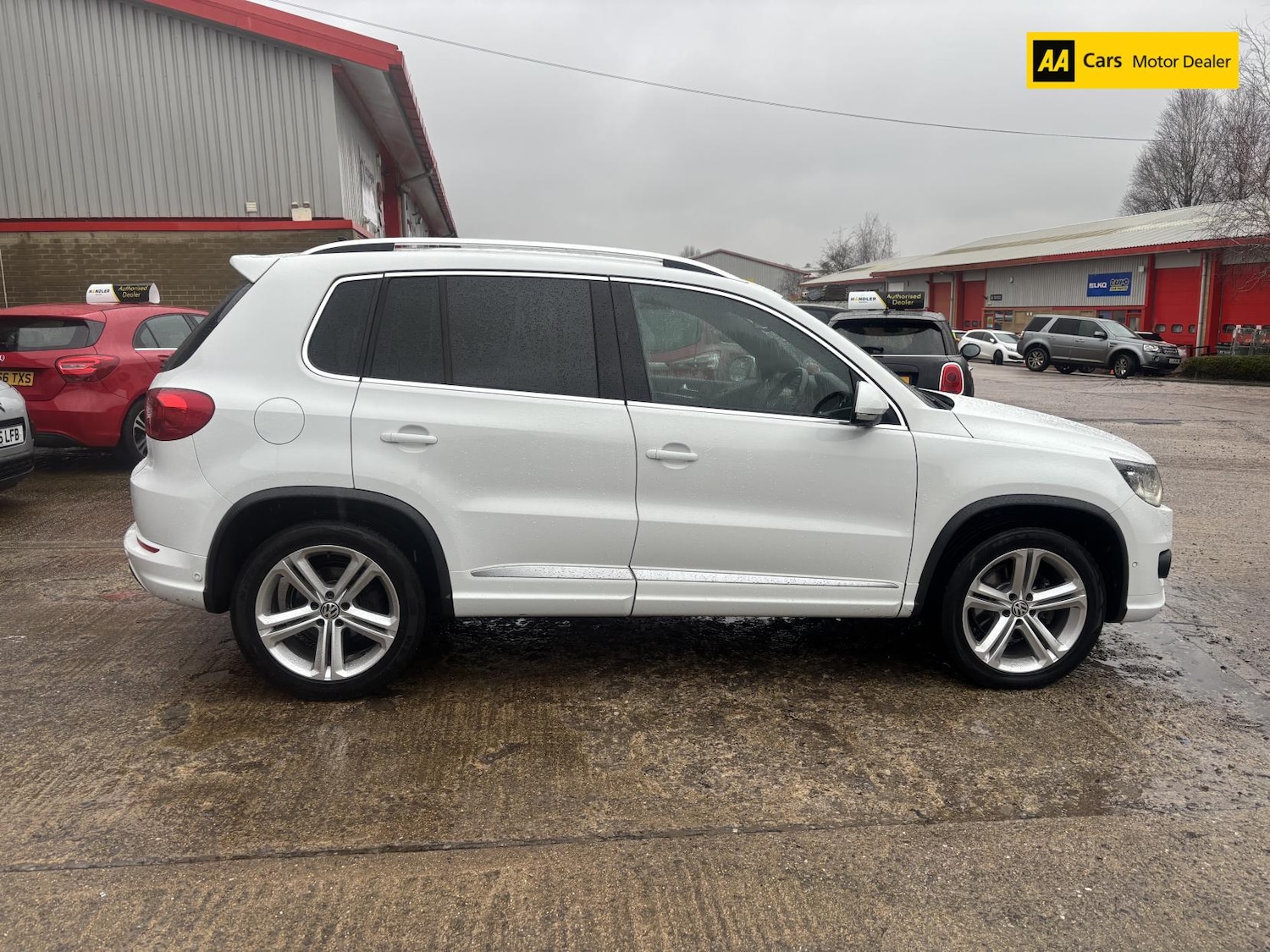 Used Volkswagen Tiguan 2015 for sale - 77420616: Photo 8