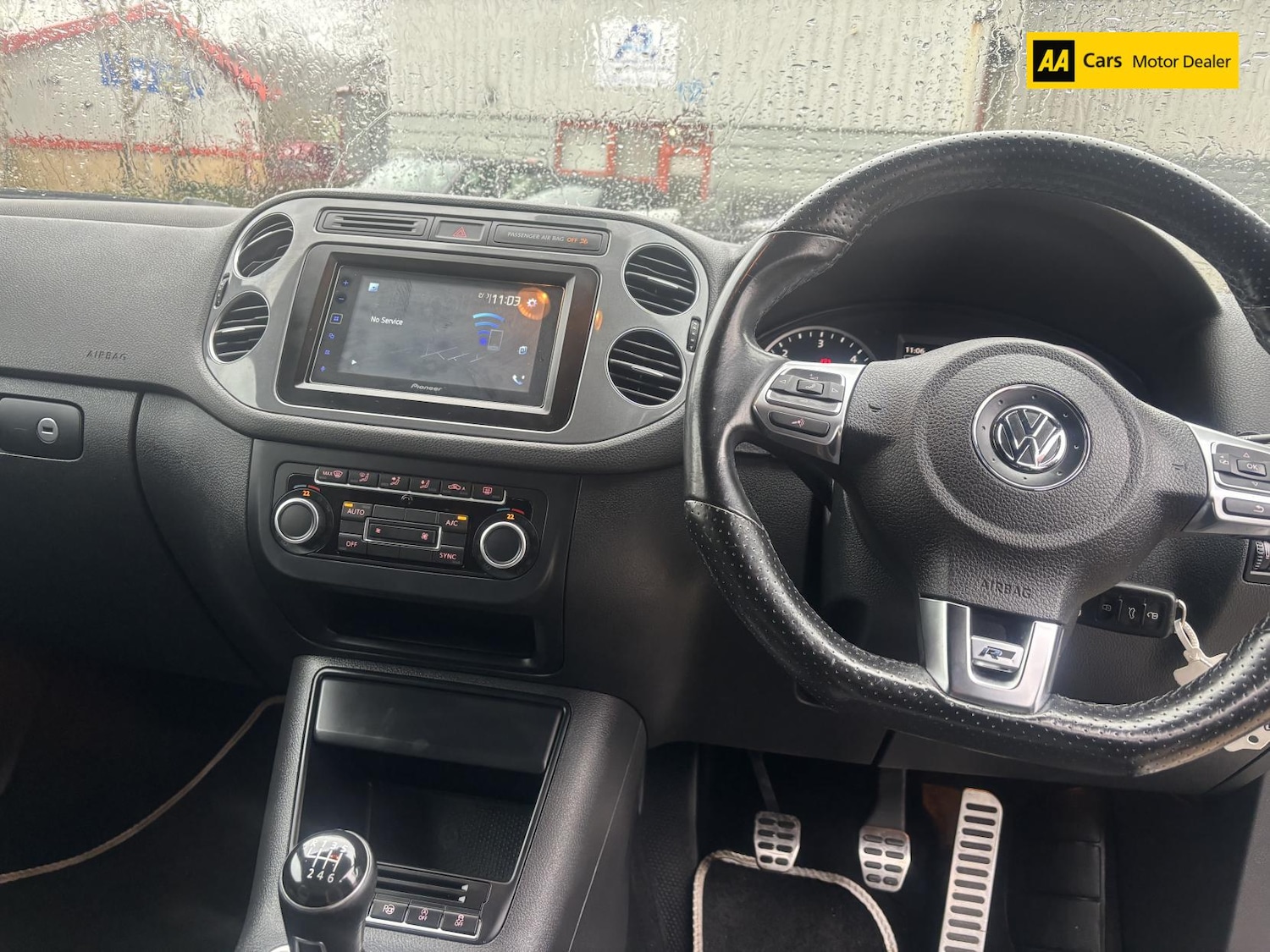 Used Volkswagen Tiguan 2015 for sale - 77420616: Photo 9