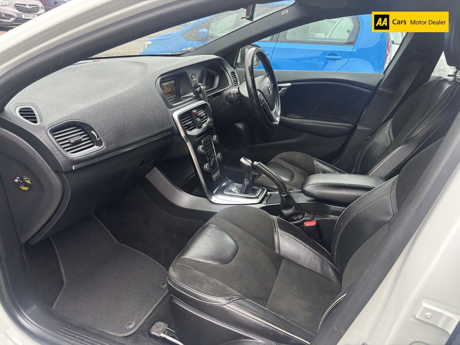 Used Volvo V40 2016 for sale - 77903515: Photo 13