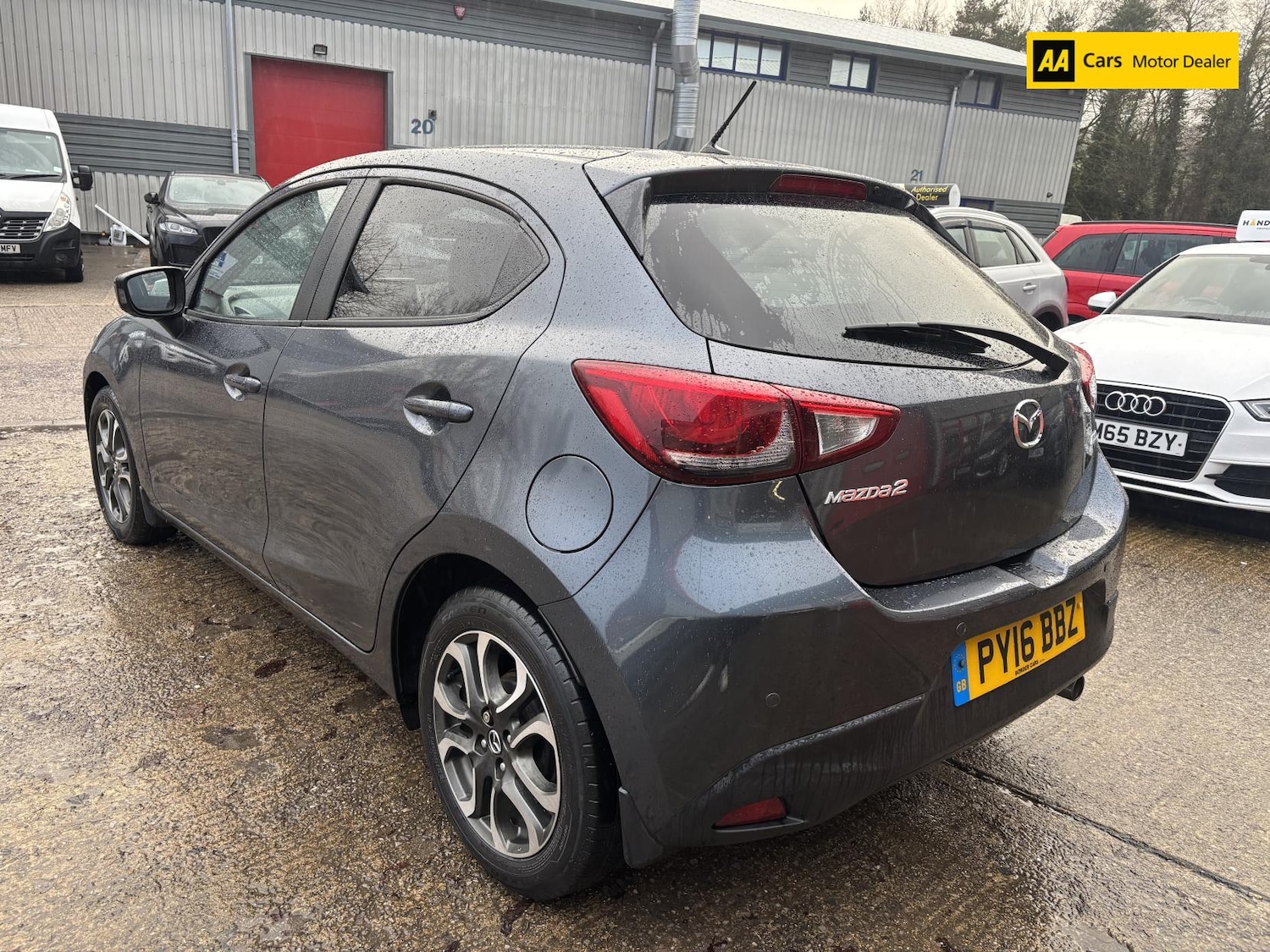Used Mazda Mazda2 2016 for sale - 77053798: Photo 5