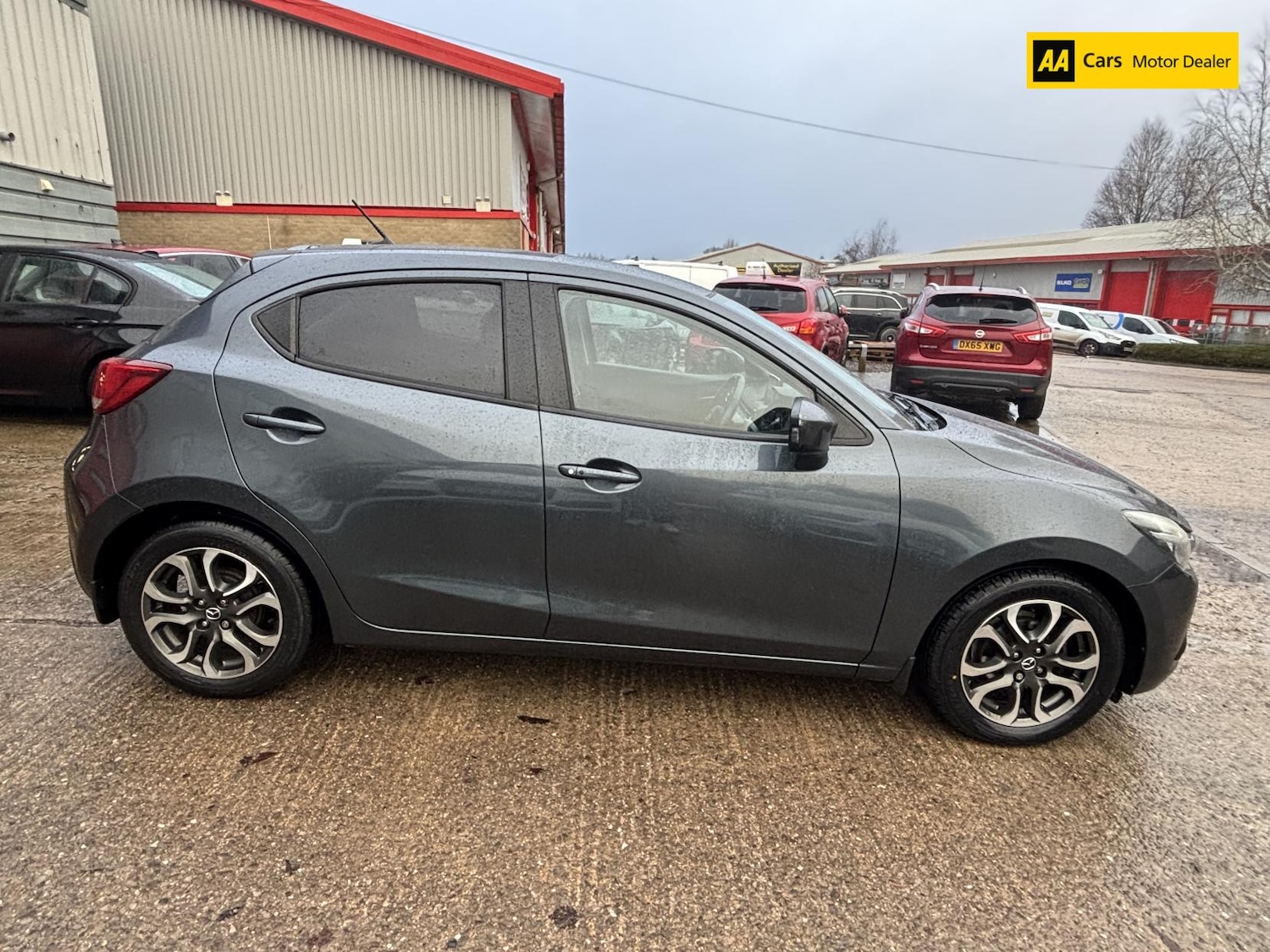 Used Mazda Mazda2 2016 for sale - 77053798: Photo 8