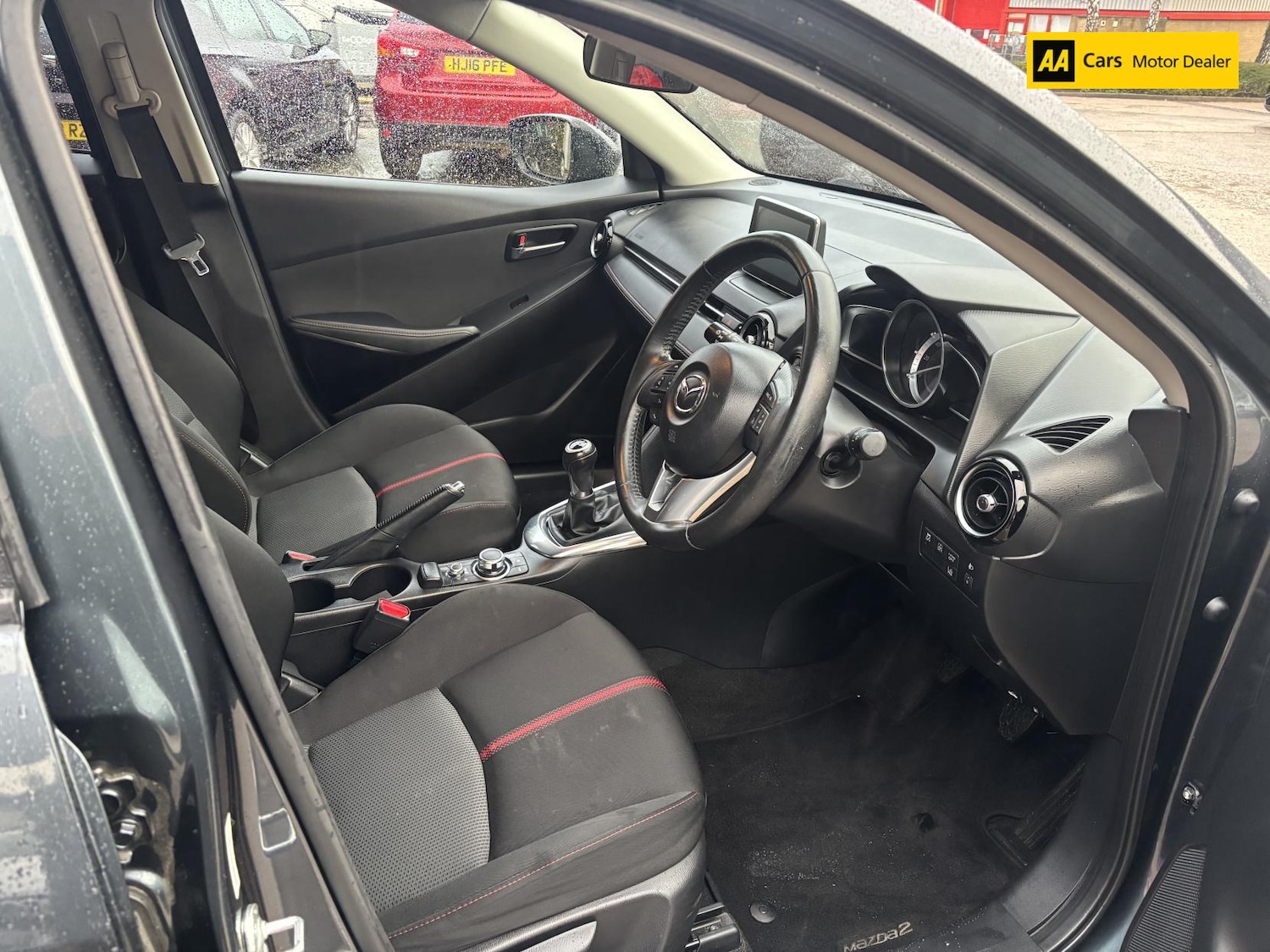 Used Mazda Mazda2 2016 for sale - 77053798: Photo 9