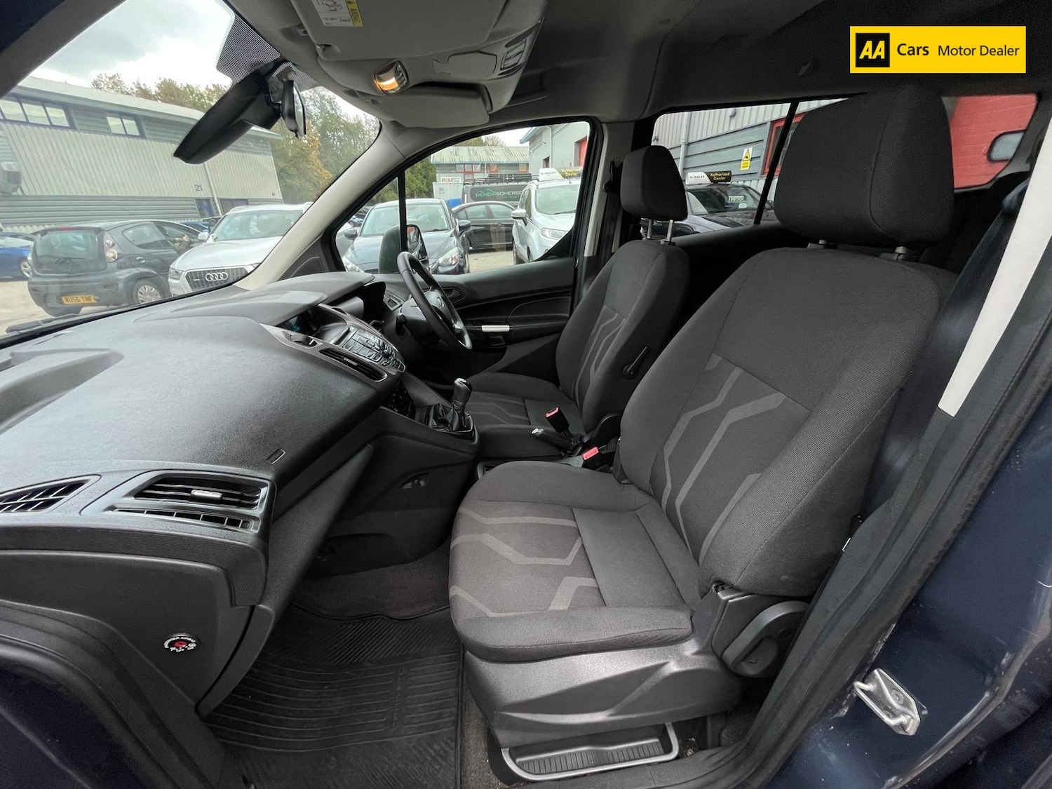 Used Ford Grand Tourneo Connect 2014 for sale - 76521255: Photo 14