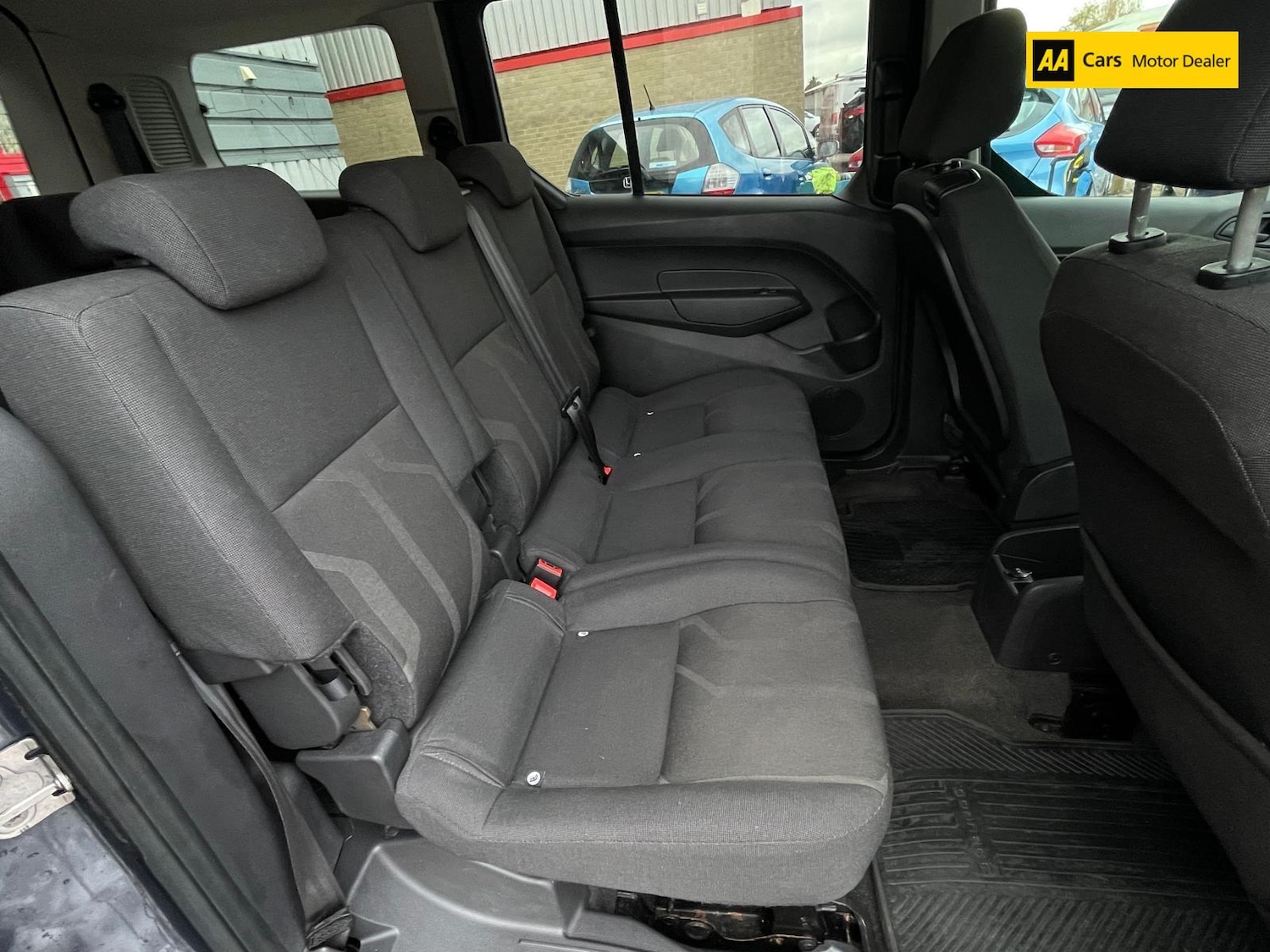 Used Ford Grand Tourneo Connect 2014 for sale - 76521255: Photo 16