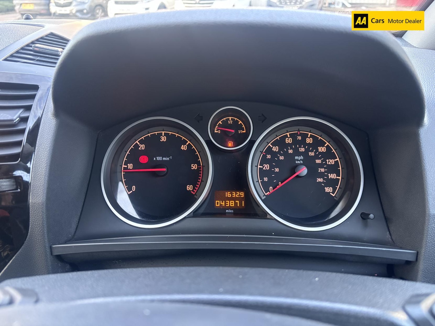 Used Vauxhall Zafira 2014 for sale - 76948930: Photo 11