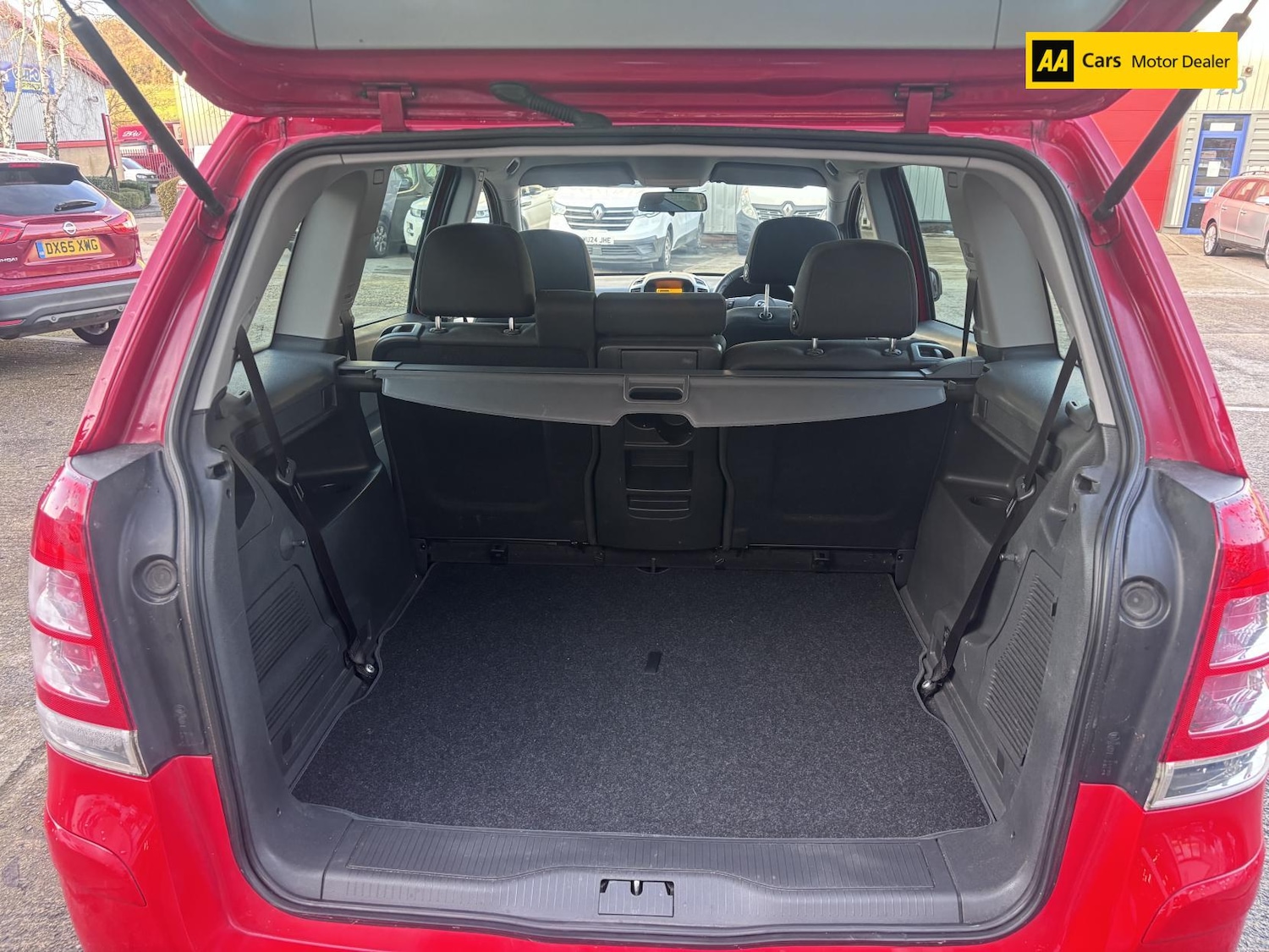 Used Vauxhall Zafira 2014 for sale - 76948930: Photo 15