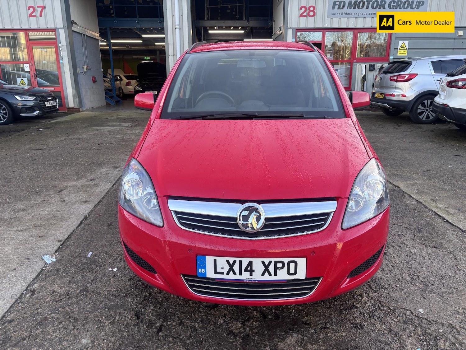 Used Vauxhall Zafira 2014 for sale - 76948930: Photo 2