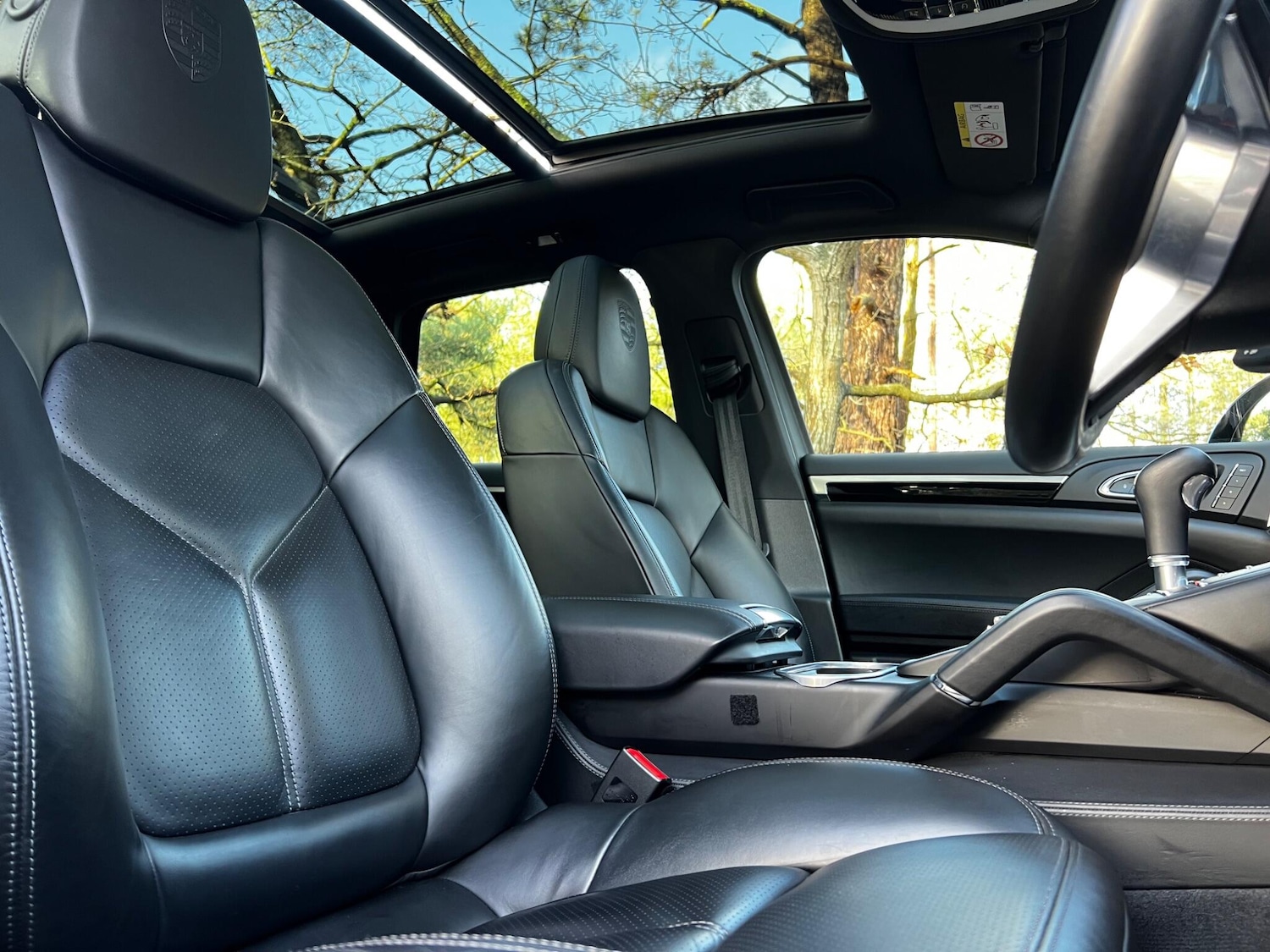 Used Porsche Cayenne 2018 for sale - 77230234: Photo 3