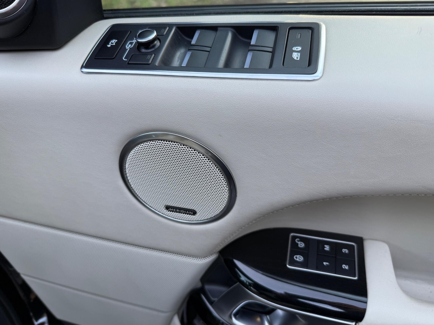 Used Land Rover Range Rover 2014 for sale - 77157592: Photo 47