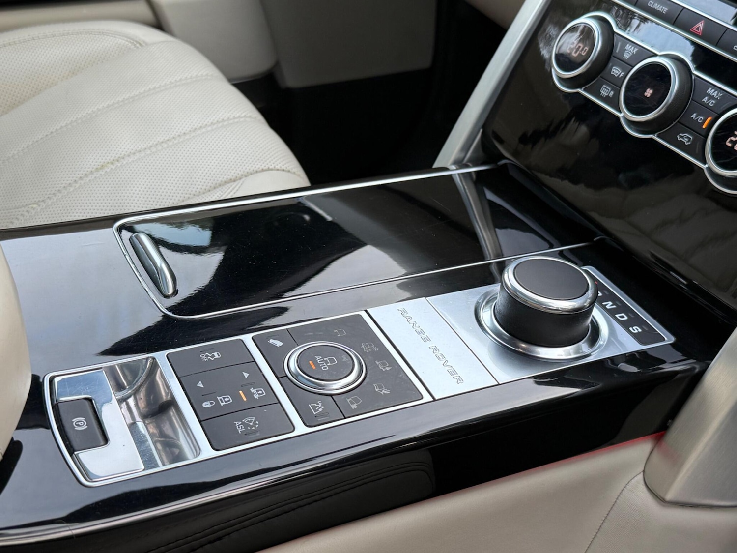 Used Land Rover Range Rover 2014 for sale - 77157592: Photo 53