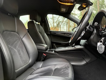 Used Porsche Macan 2015 for sale - 77157591: Photo