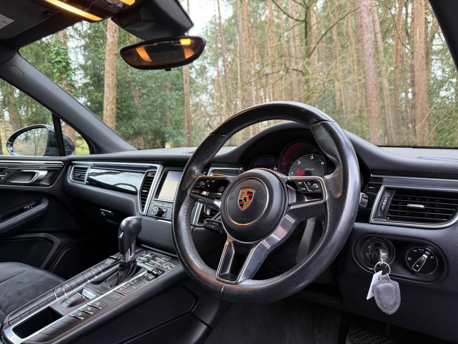 Used Porsche Macan 2015 for sale - 77157591: Photo 31