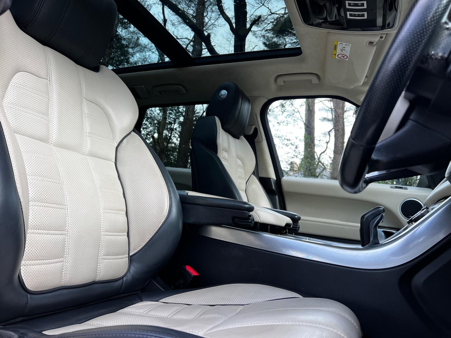 Used Land Rover Range Rover Sport 2014 for sale - 77157589: Photo 3