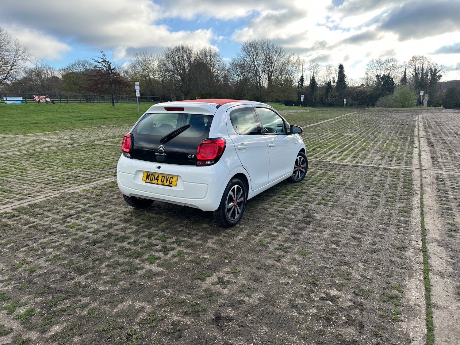 Used Citroen C1 2014 for sale - 76699716: Photo 8